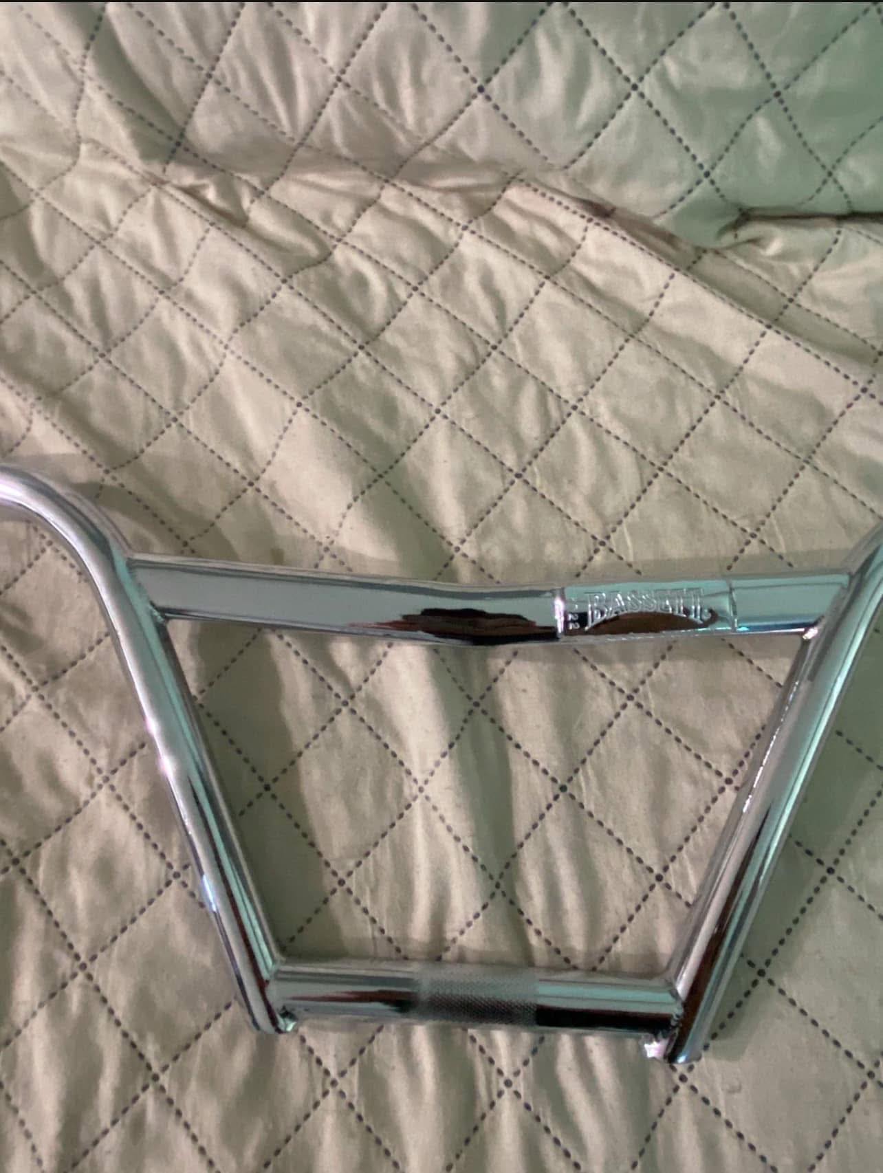 Where to find Bone Deth Bastard bars in 9