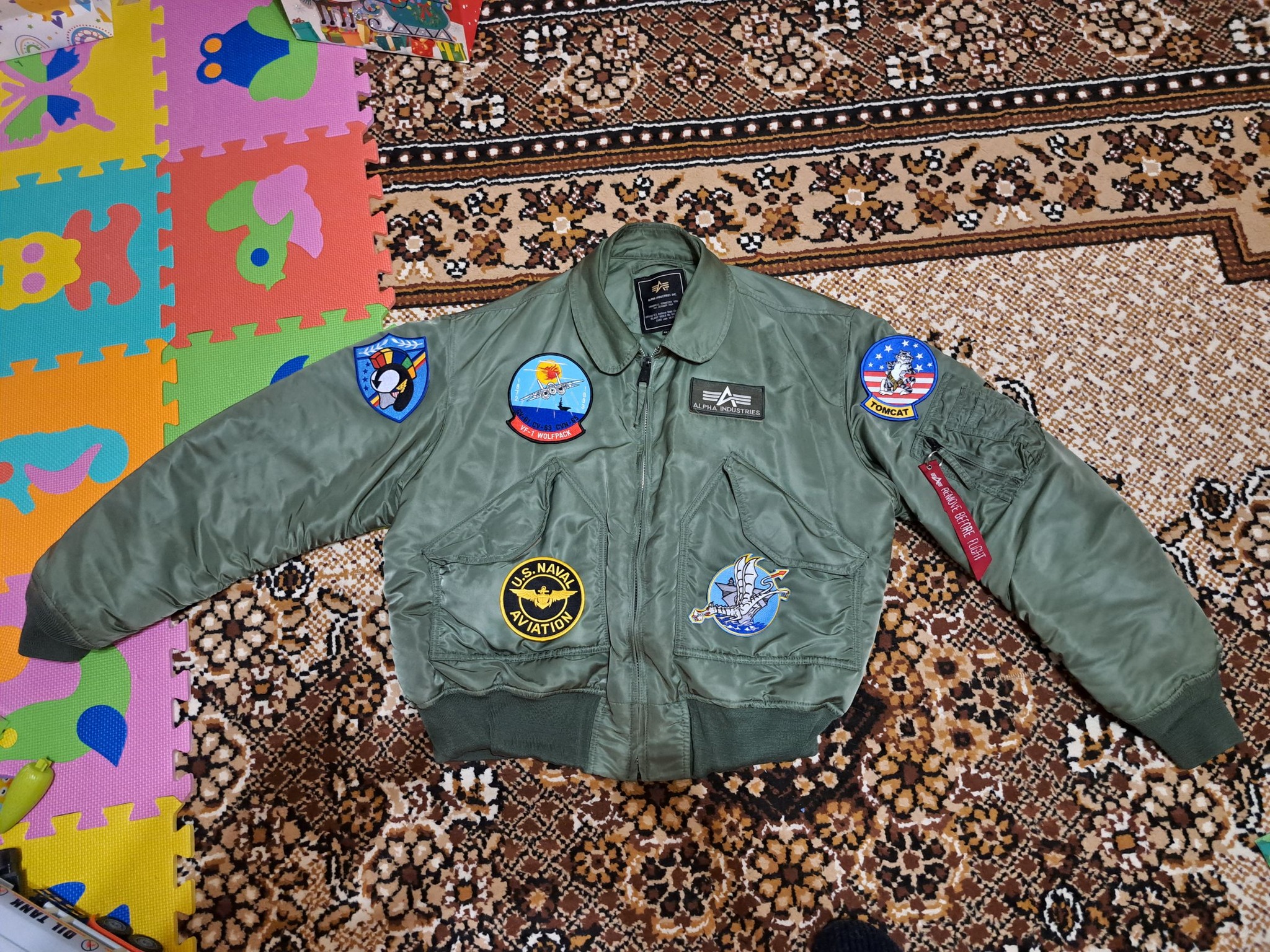 Recreated Maverick's iconic US Navy G1 jacket from Top Gun 1986