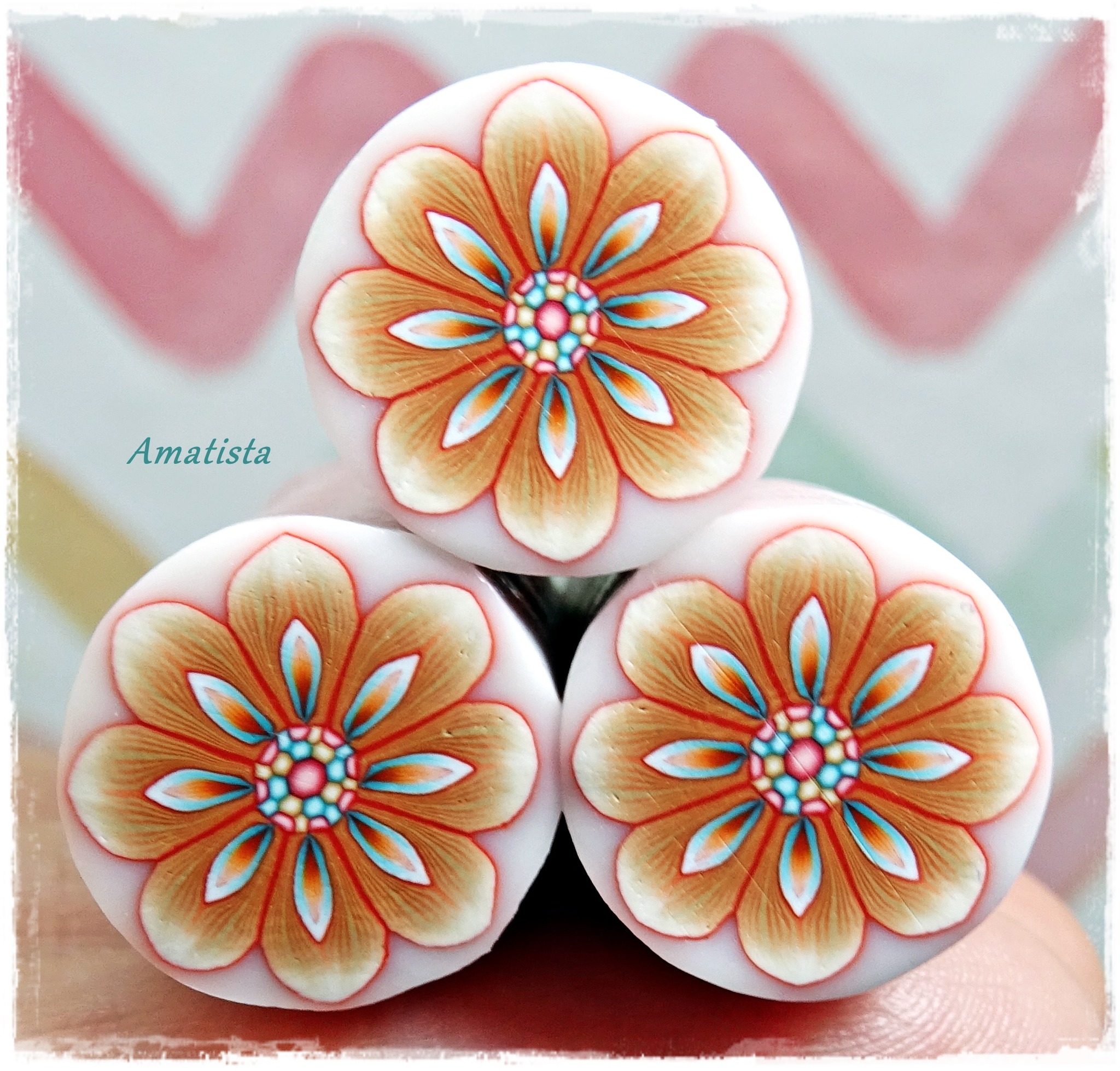 Brown-orange flower cane