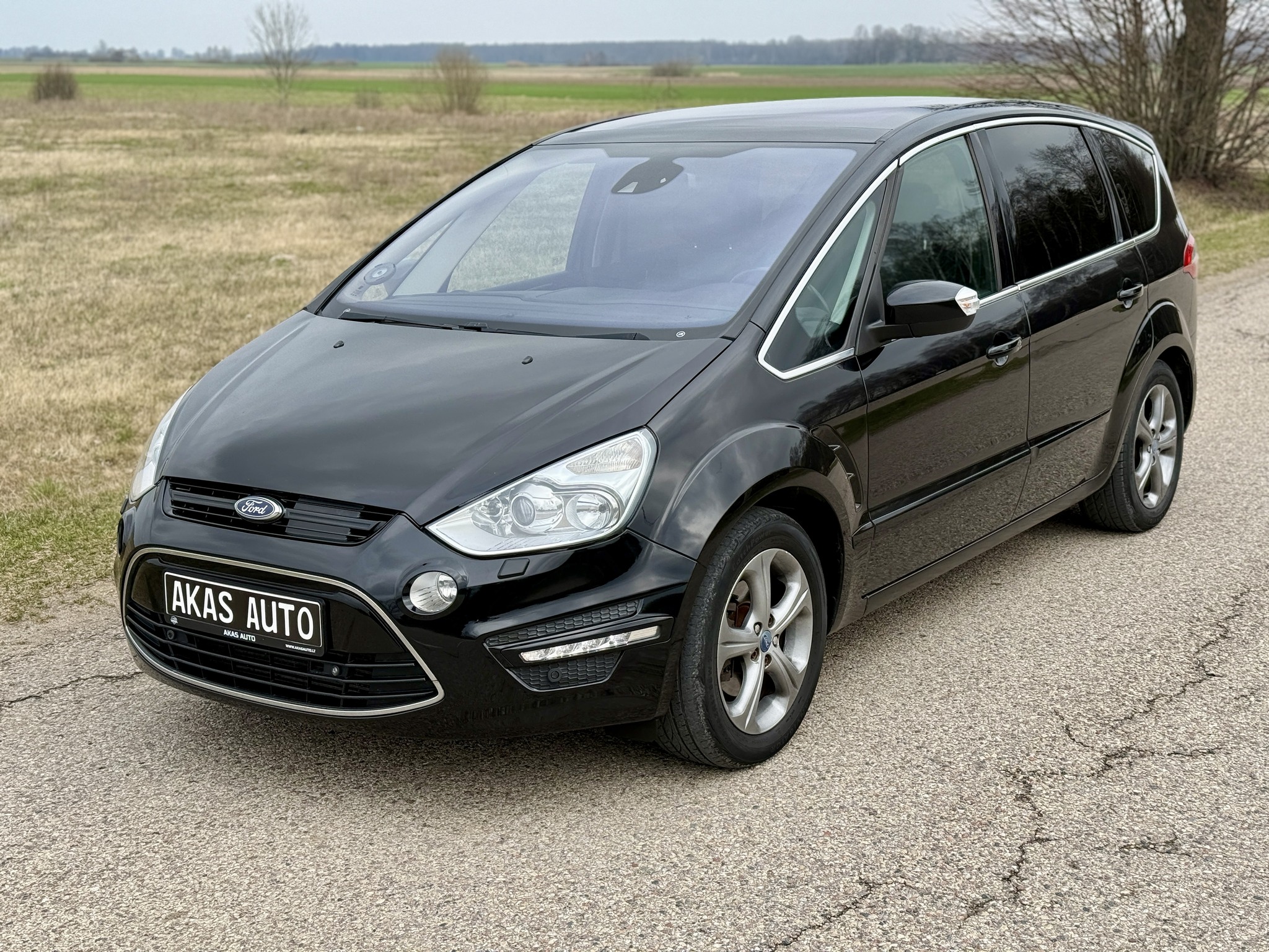 AKAS AUTO