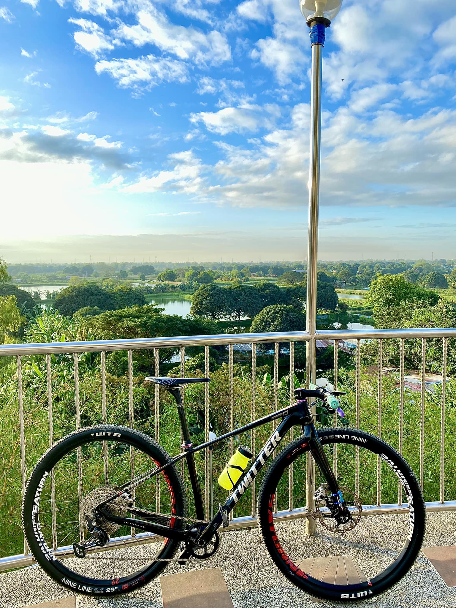 CARTEL BIKES AVENUE LO ENCORE WHEEL CUSTOM!!! FRAMESET：CARTEL 