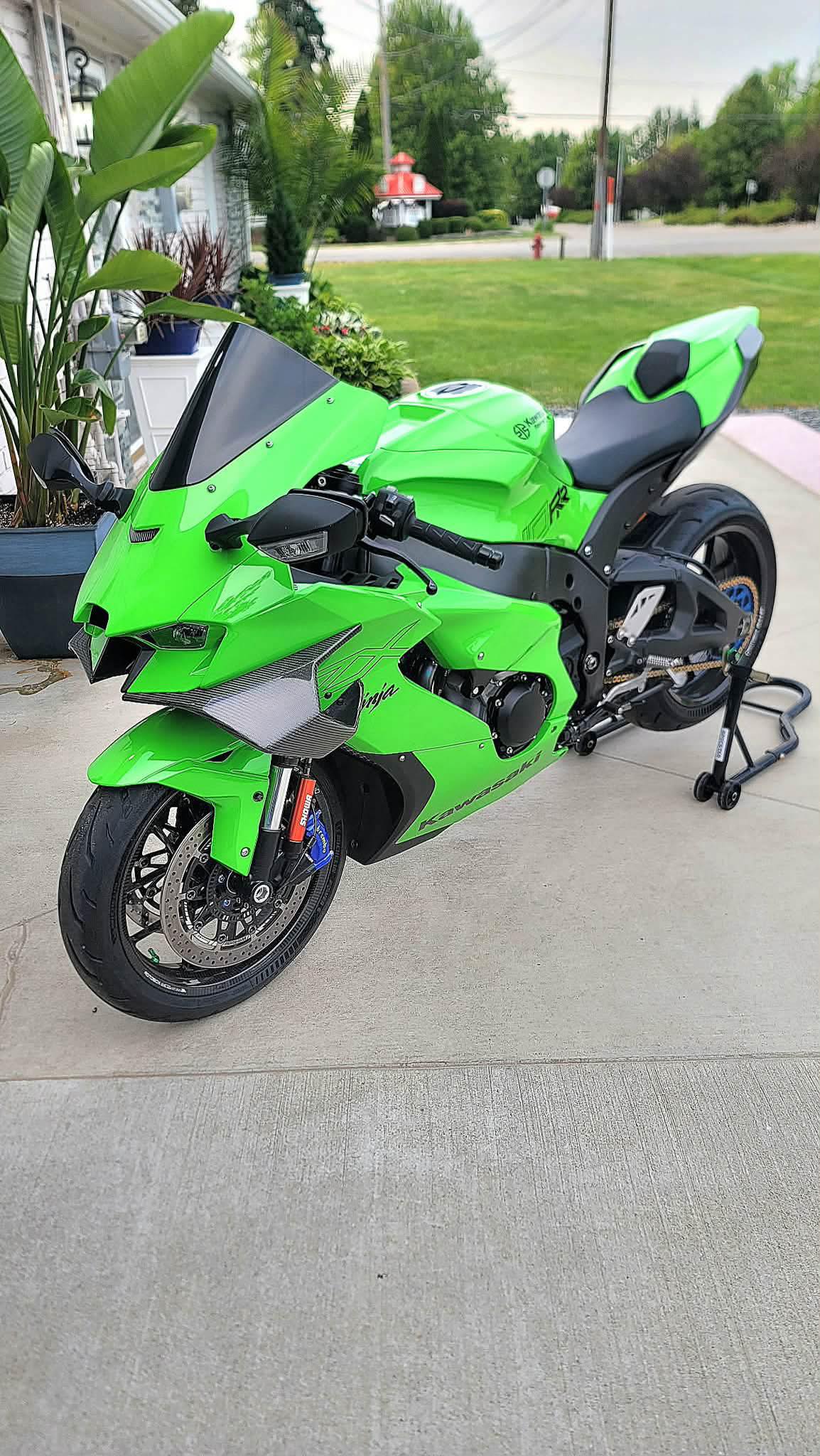 Rコード Front winglets and rear winglets installed in USA, Thanks for order.
