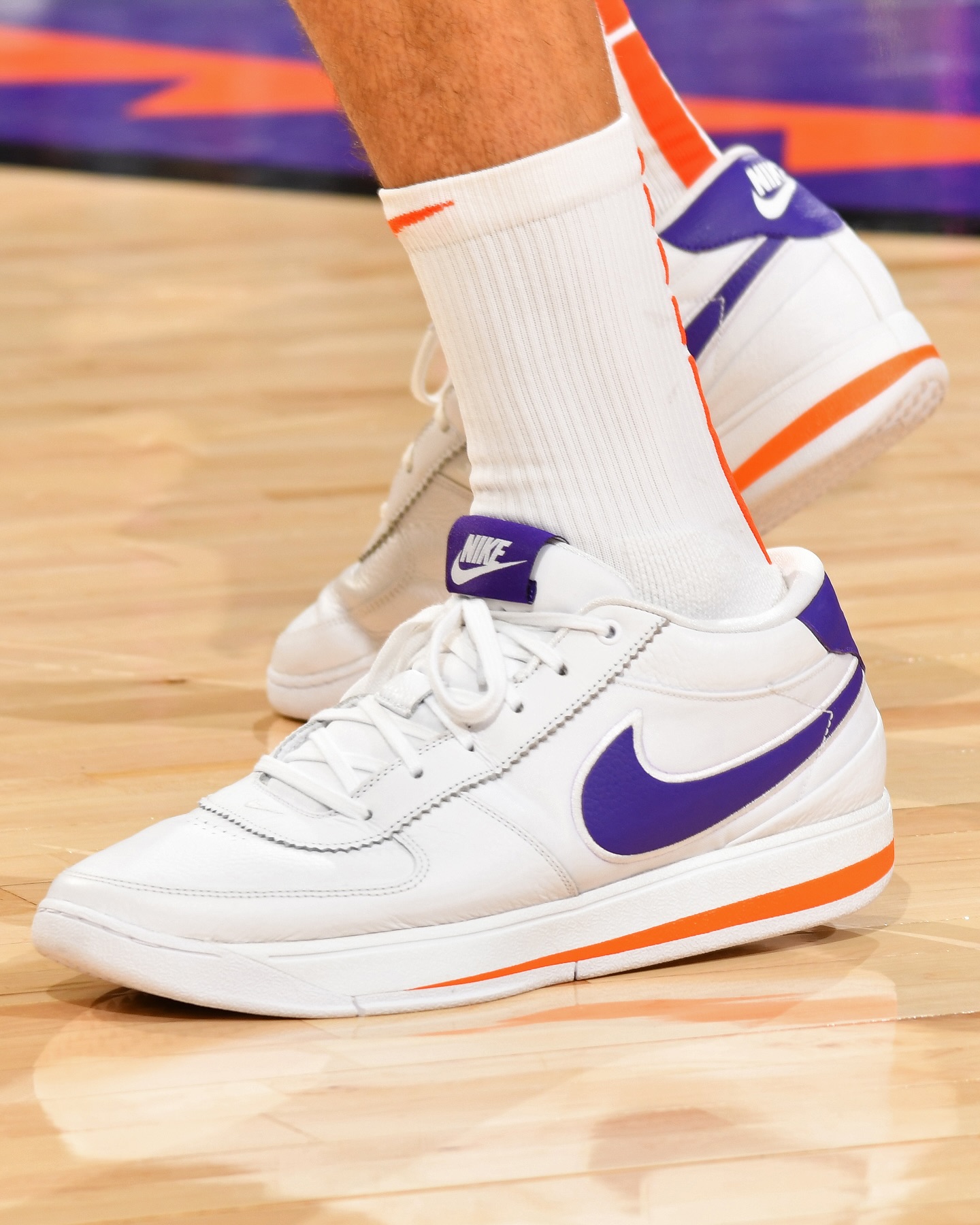 dbook debuted a Suns team colorway of his Cortez-inspired Nike