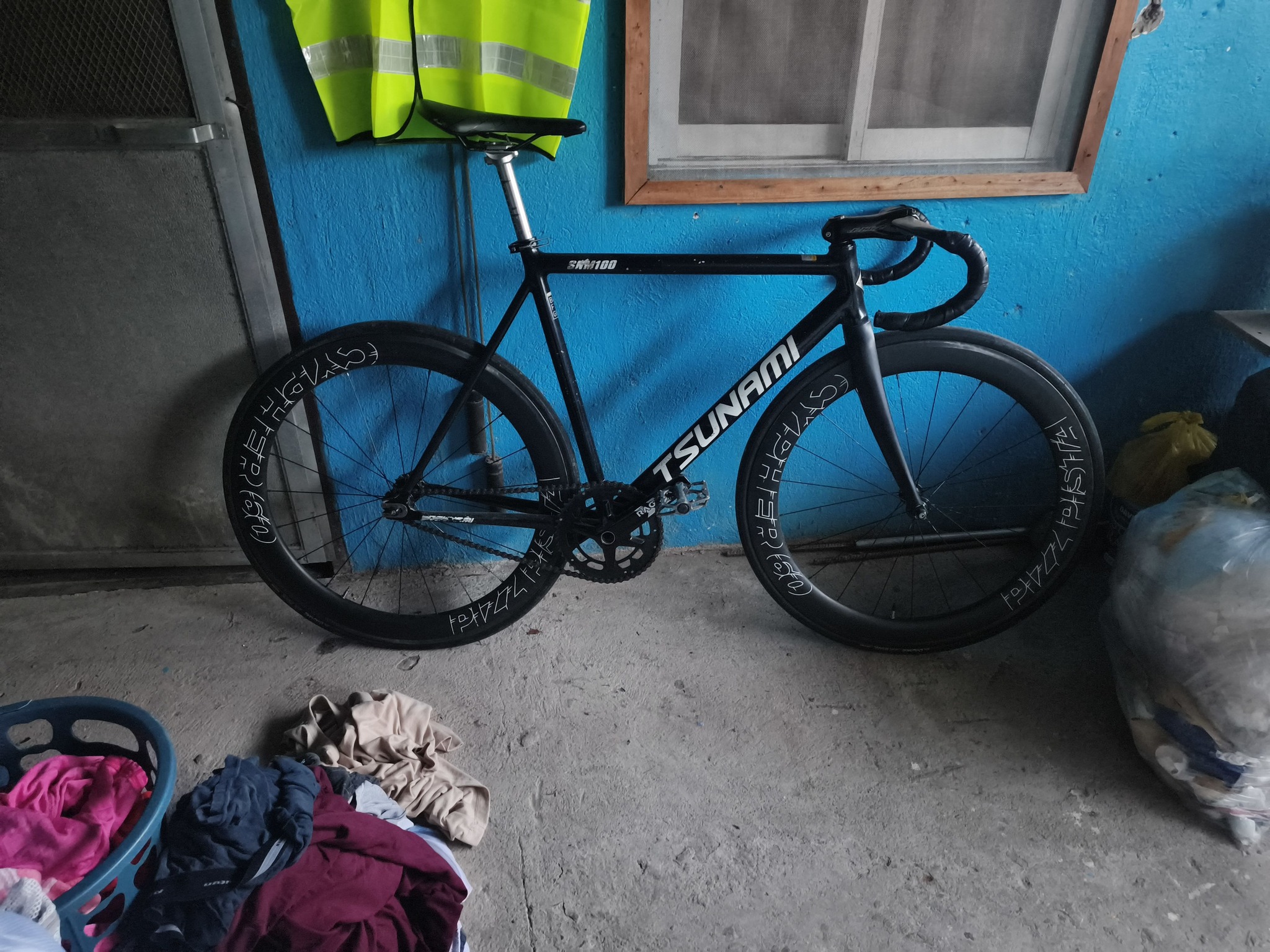 Selling and Swapping Bike Forks, Tsunami snm100 v3 and Leader 725