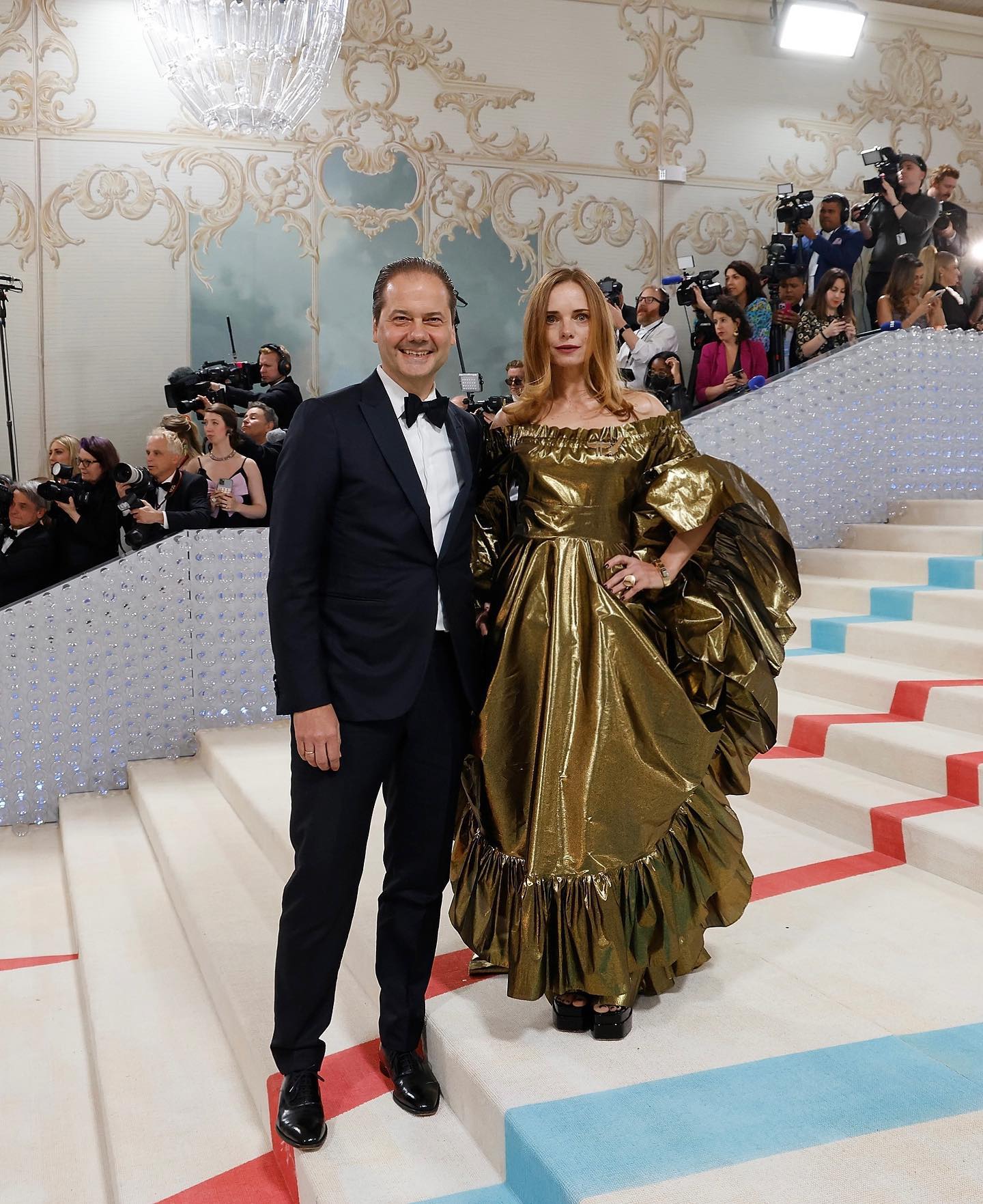 met gala gold dress 2023 Nina Hollein's golden silk at newnov24