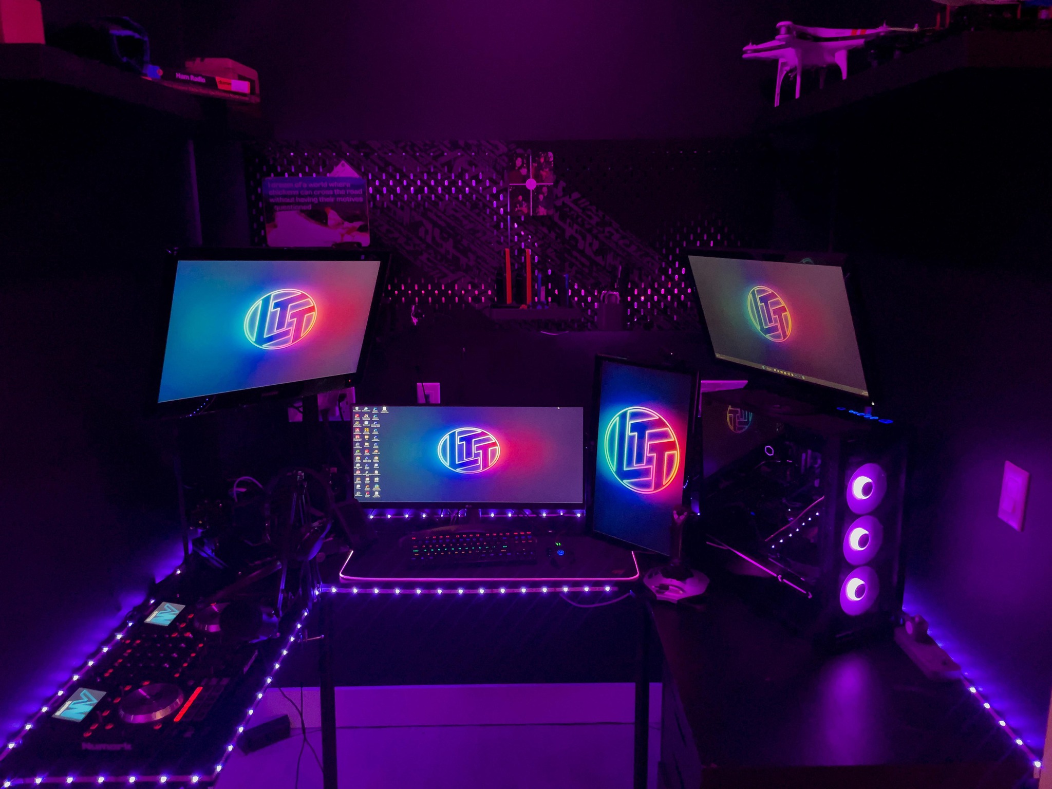 The final boss setup - PC Builds, Gaming Rooms, and Gear