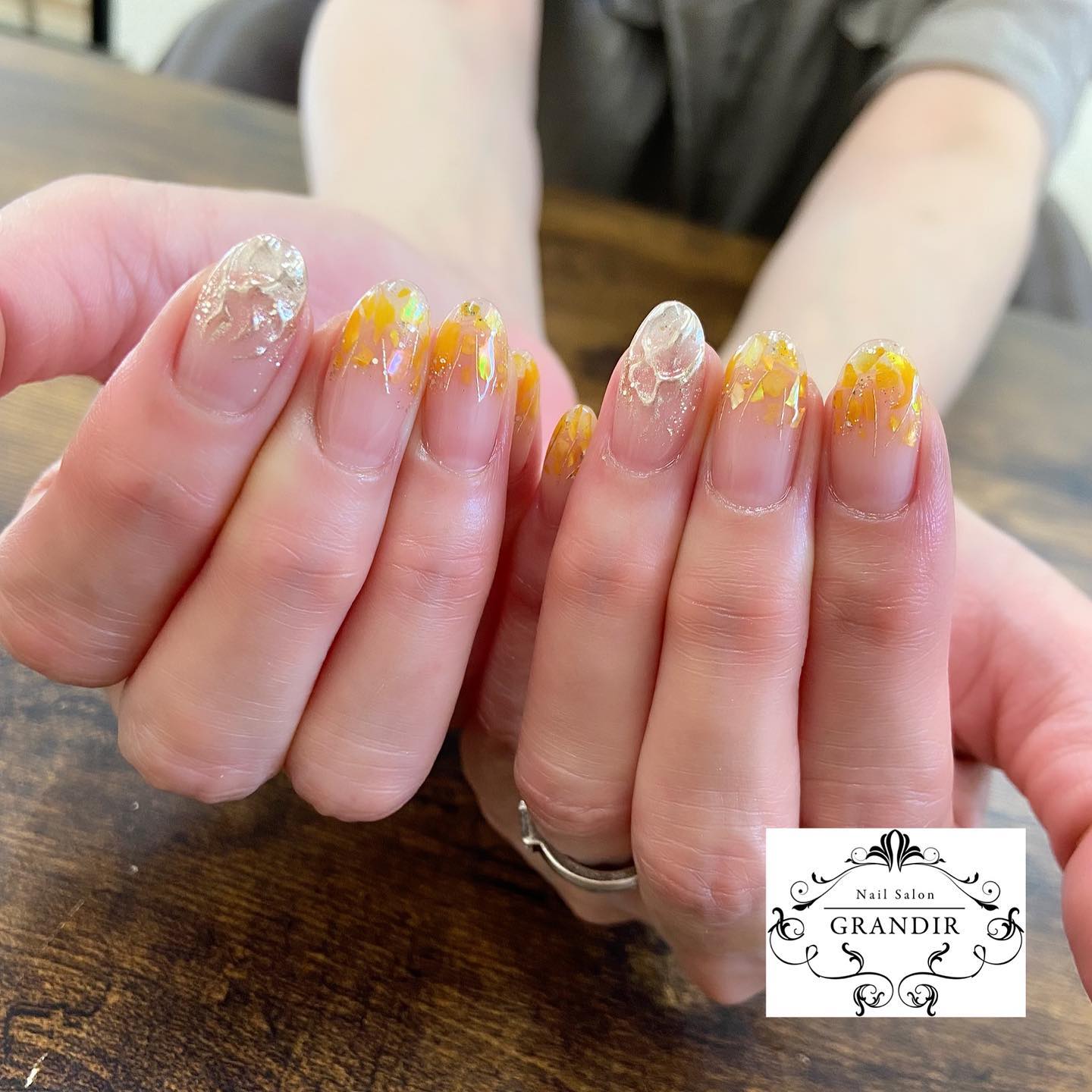 Nail Salon Grandir ジューシーなオレンジシェルネイル ご予約空席状況はプロフィール欄からご確認いただけます Nail Grandir Nailgrandir Nails Naildesign Nailart Gelnails Nailstagram オフィスネイル ネイルデザイン 秋田ネイル