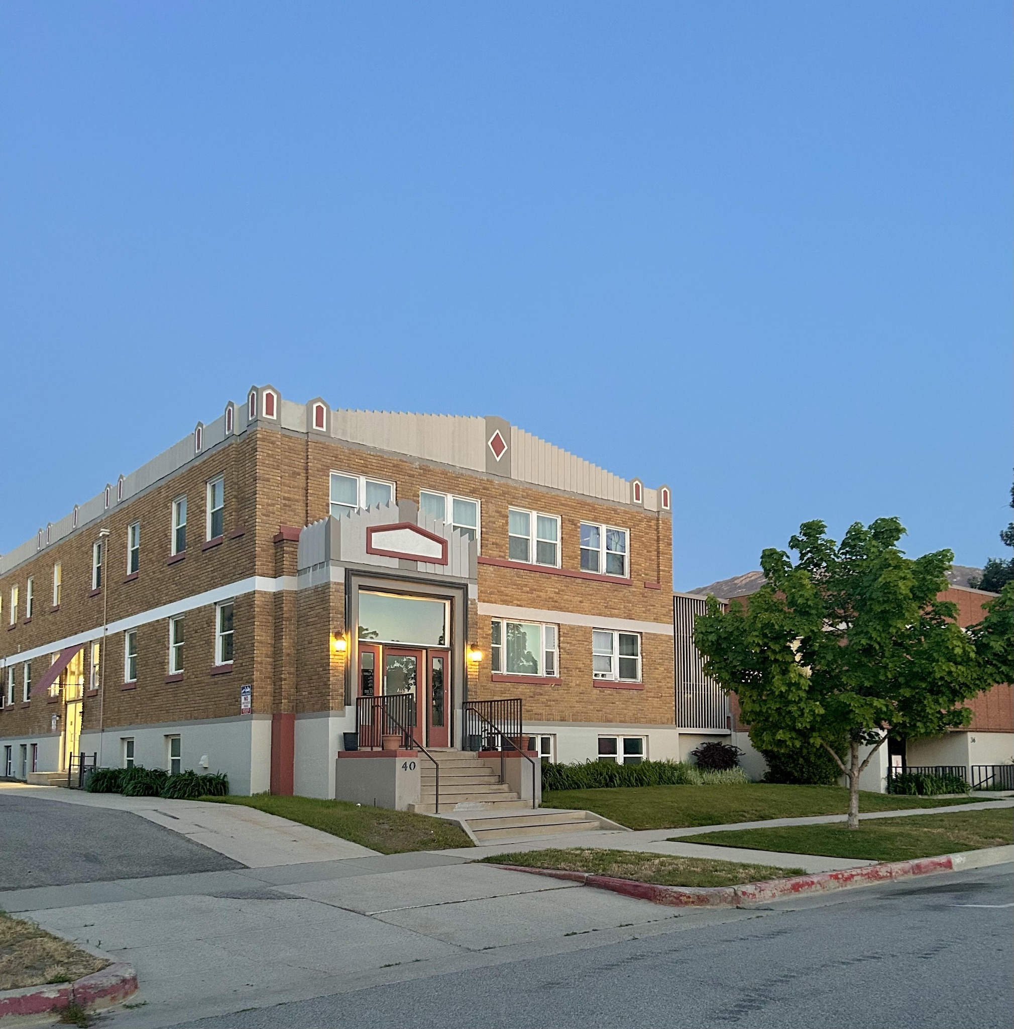 Brigham City News & Info | Office suite available for lease | Facebook