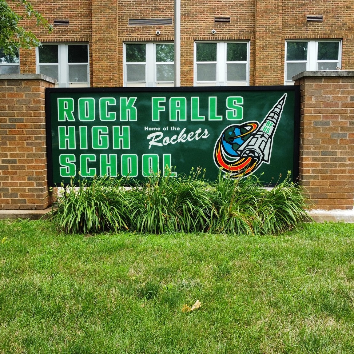 IHSA VOLLEYBALL STATE FINALS TOURNAMENT. The Rocket Band is here ...