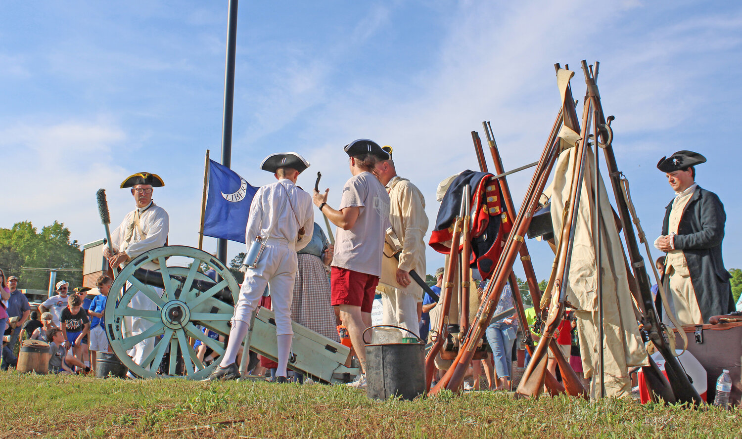 The Artillery Demonstration Team, of the SC Battleground Preservation ...