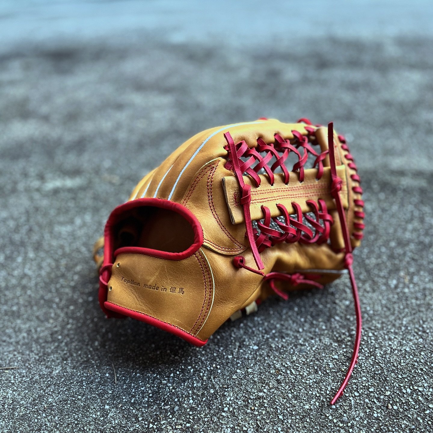 topmanglove - •﻿ 日本で2番目に小さな町、グローブの町、﻿ 奈良県三宅 
