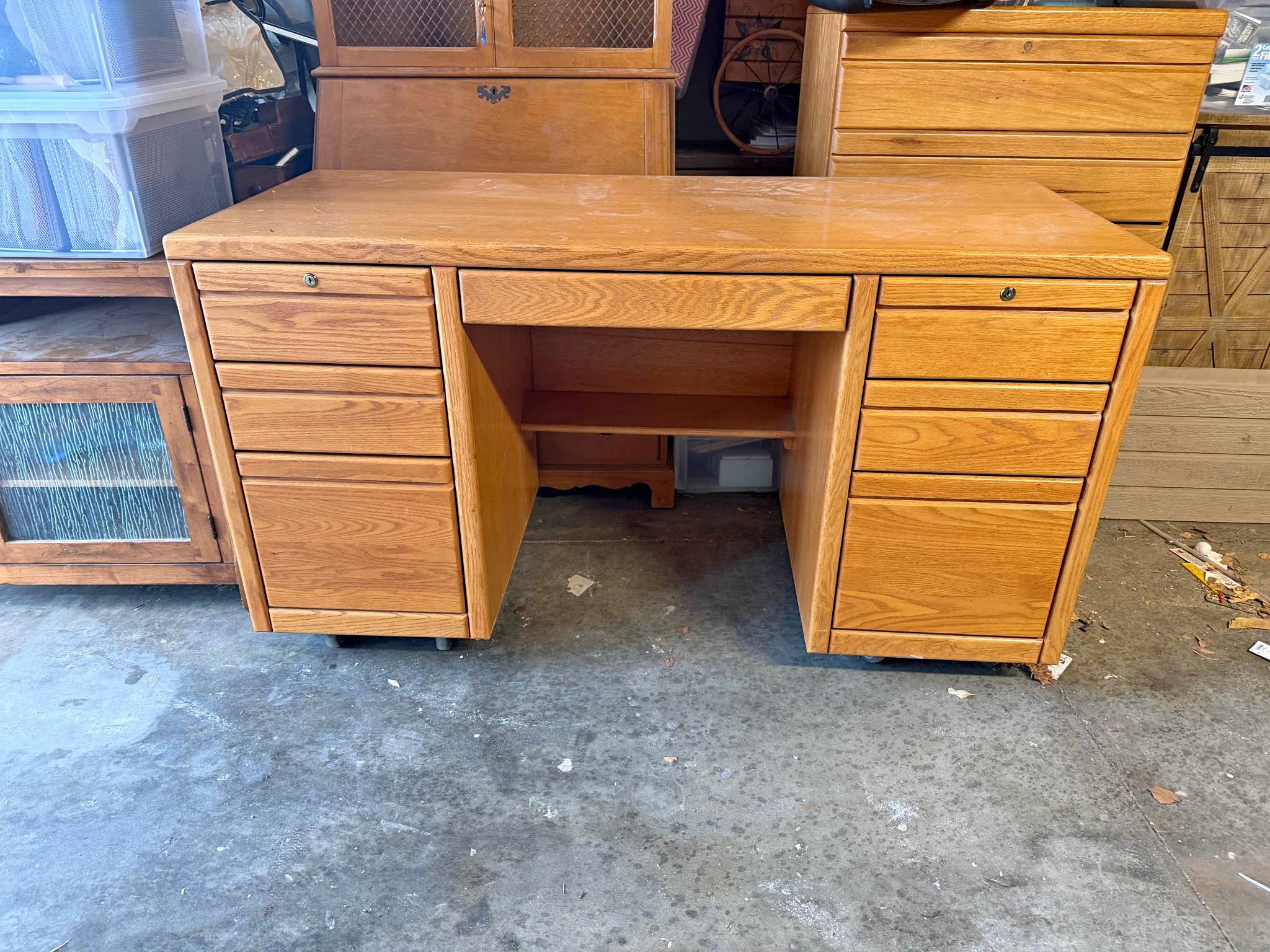 Free executive desk - Desks - Simi Valley, California | Facebook ...