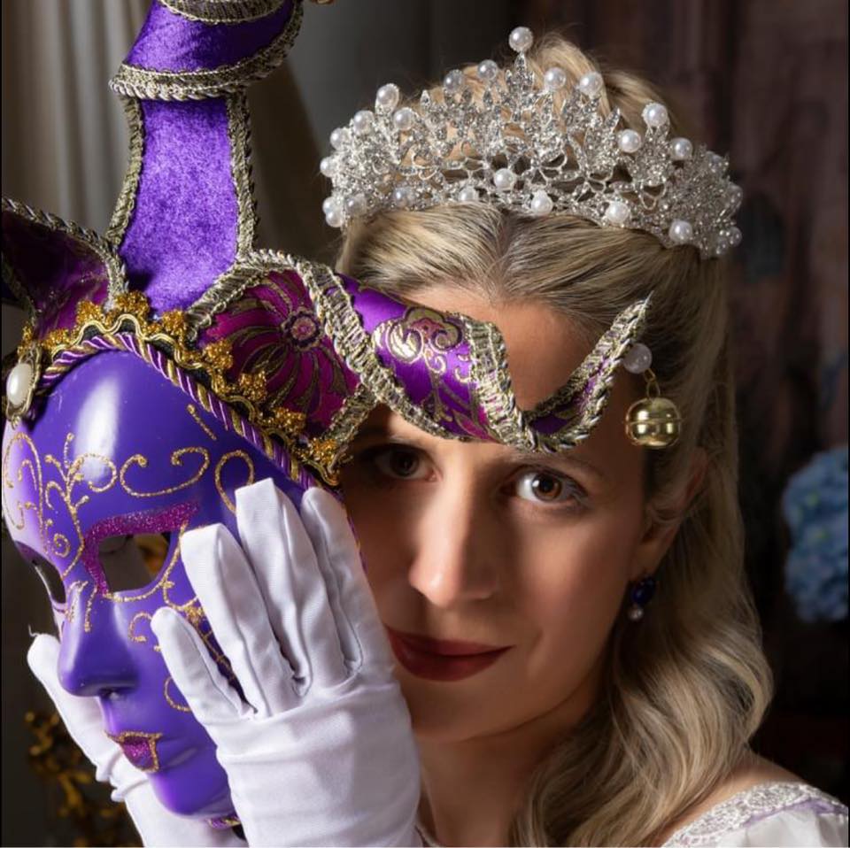 WHEN THE CARDS SPEAK: THE PUPPET You say yes before checking what you ...