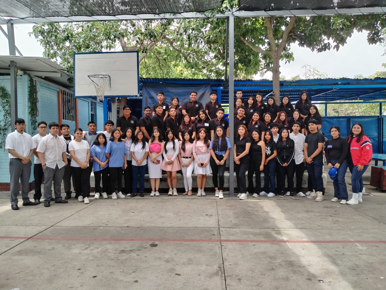 🌟 EXPO EMPRESARIAL 2024... - Liceo de Computación CSS Zona 6