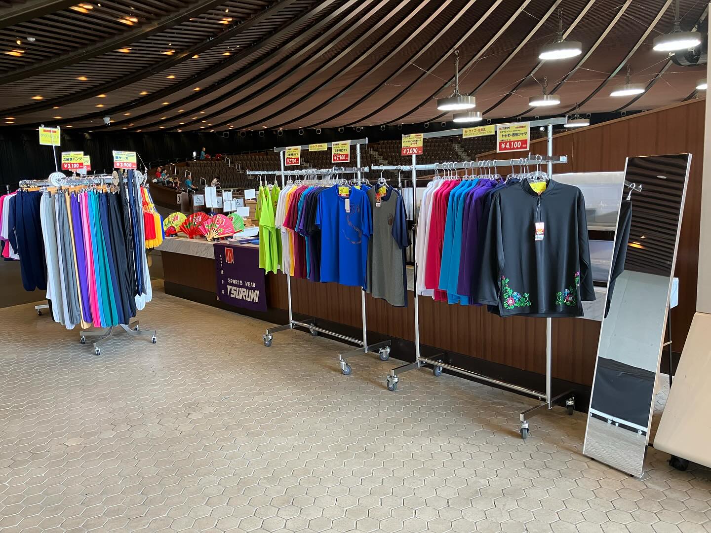 津留美#スポーツウェア #スポーツ用品#ボンネルジャージ #ボンネル 