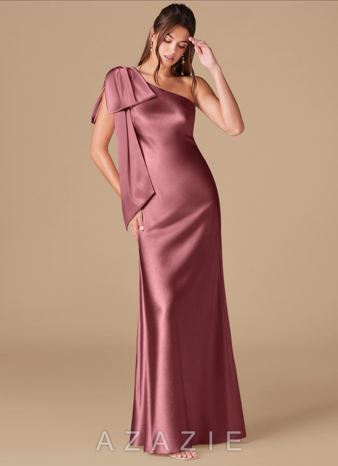 Those with experience ordering bridesmaid dresses thru Azazie can I get your opinion?! Tips for ordering a dress as a currently pregnant bridesmaid. I'm due 3 weeks before the wedding. I want