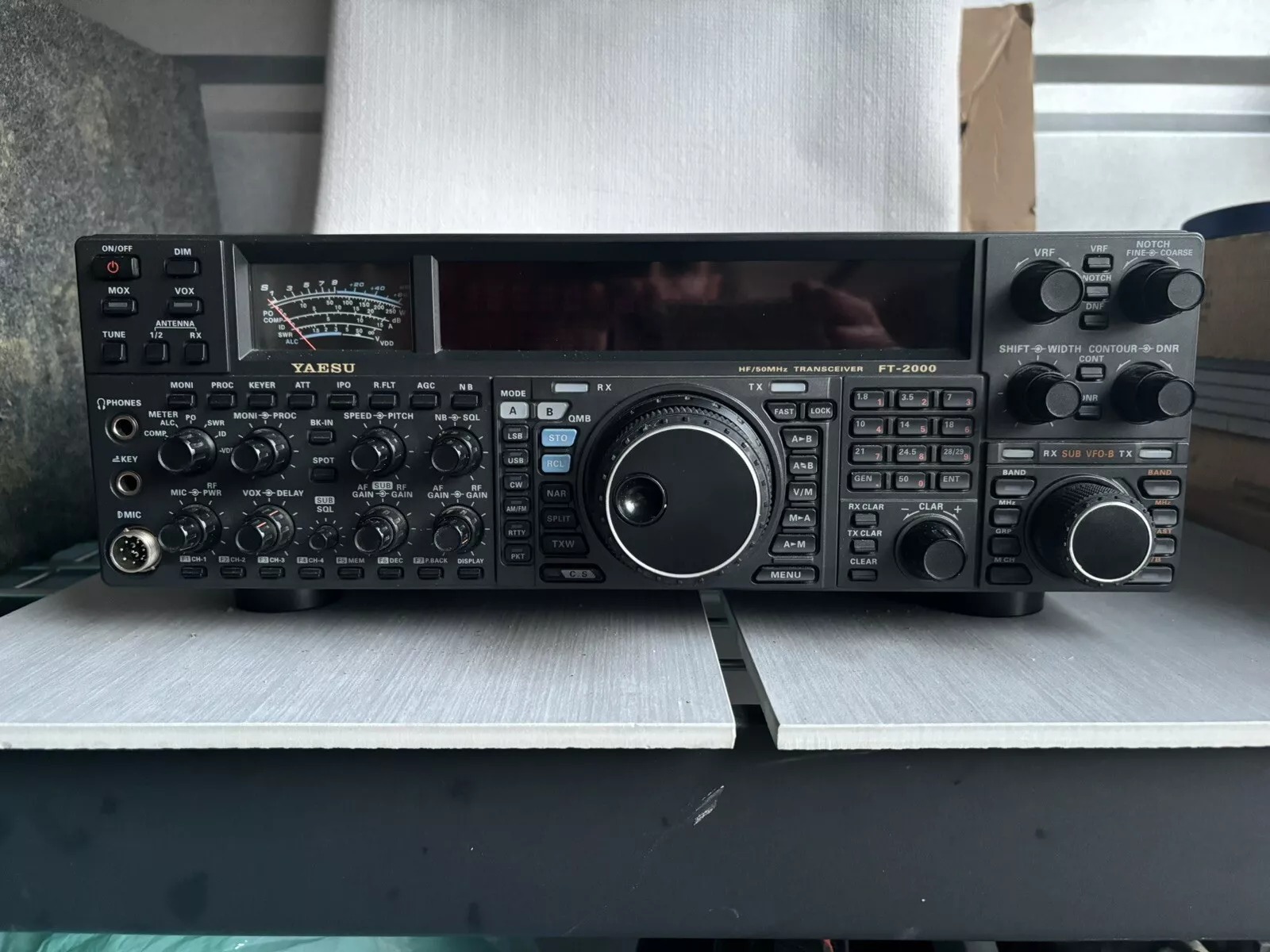 Yaesu FT-2000D 200W power supply requirements