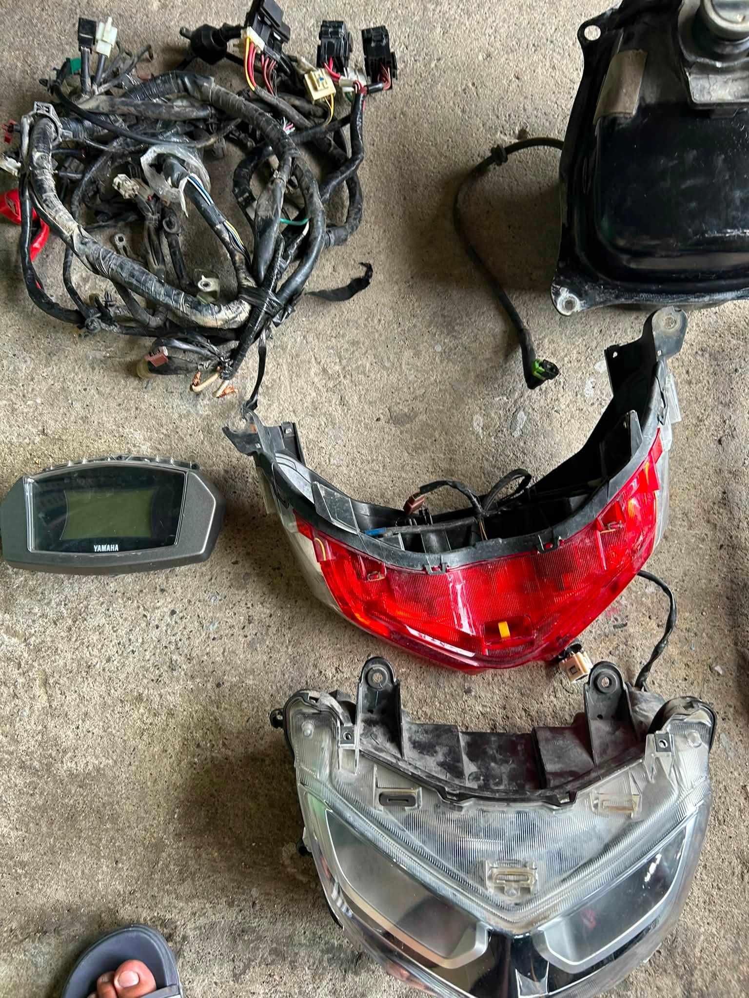 ECU RECIEVER REMOTE ABS TCS 11,500 FIX HARNESS 8500 STATOR 3K HEAD