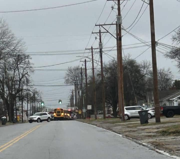 EvansvilleWatch - Accident Unknown Injuries- Stringtown Rd...