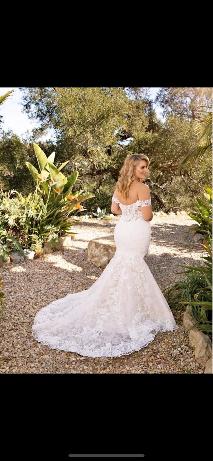 wedding dresses pompano beach Pre-owned near Boca Raton, Florida Juniors' Black Casual & classification:Pants making it perfect for Color:Wisteria Purple