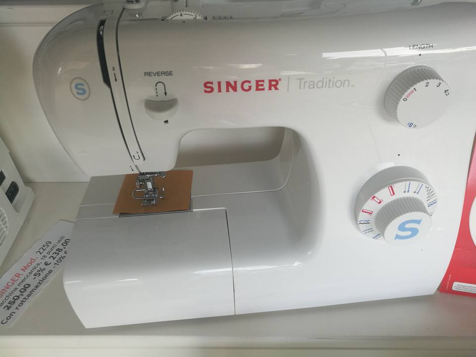 Linea SINGER TRADITION! Semplice... - Regnodelcucitosf | Facebook