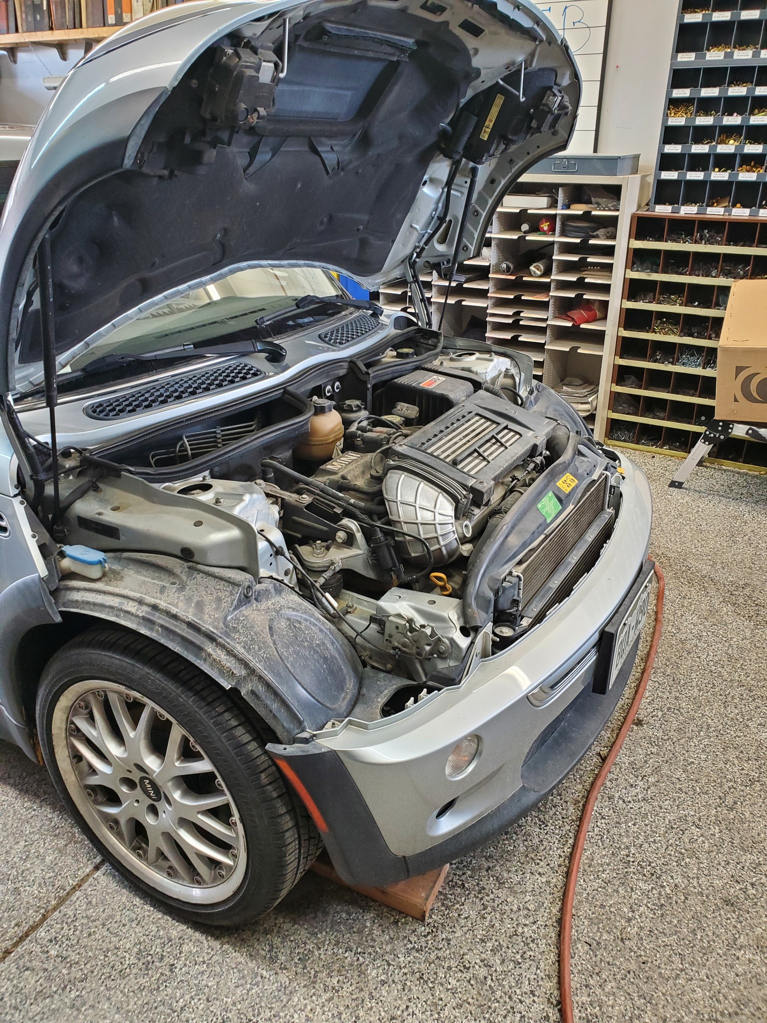 MINI COOPER ONE 1.6 R50 5 SPEED MANUAL GETRAG GEARBOX 7531772 | UK