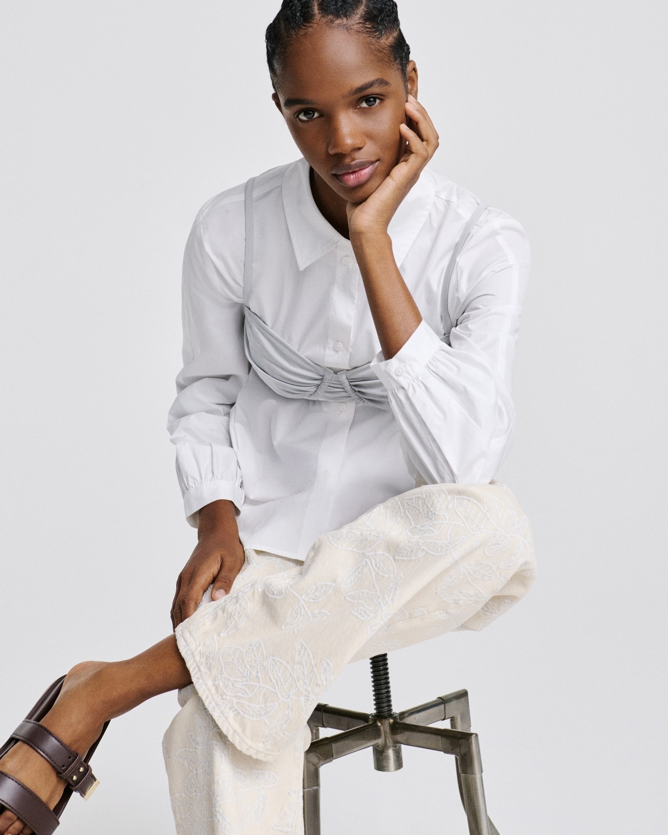 Hudson - An A|X Armani Exchange set that embodies relaxed elegance
