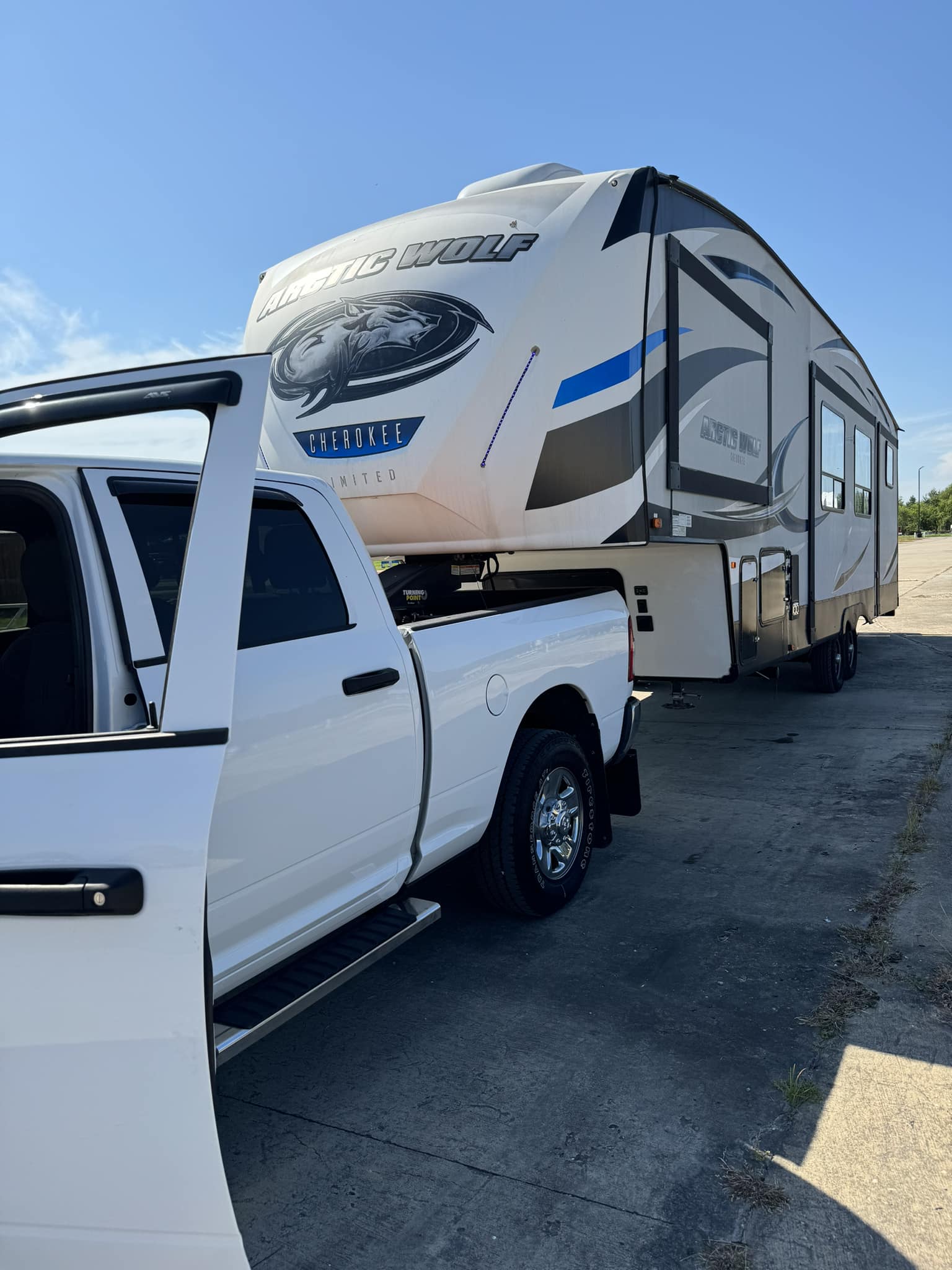 Camper Hauling Fools | Facebook