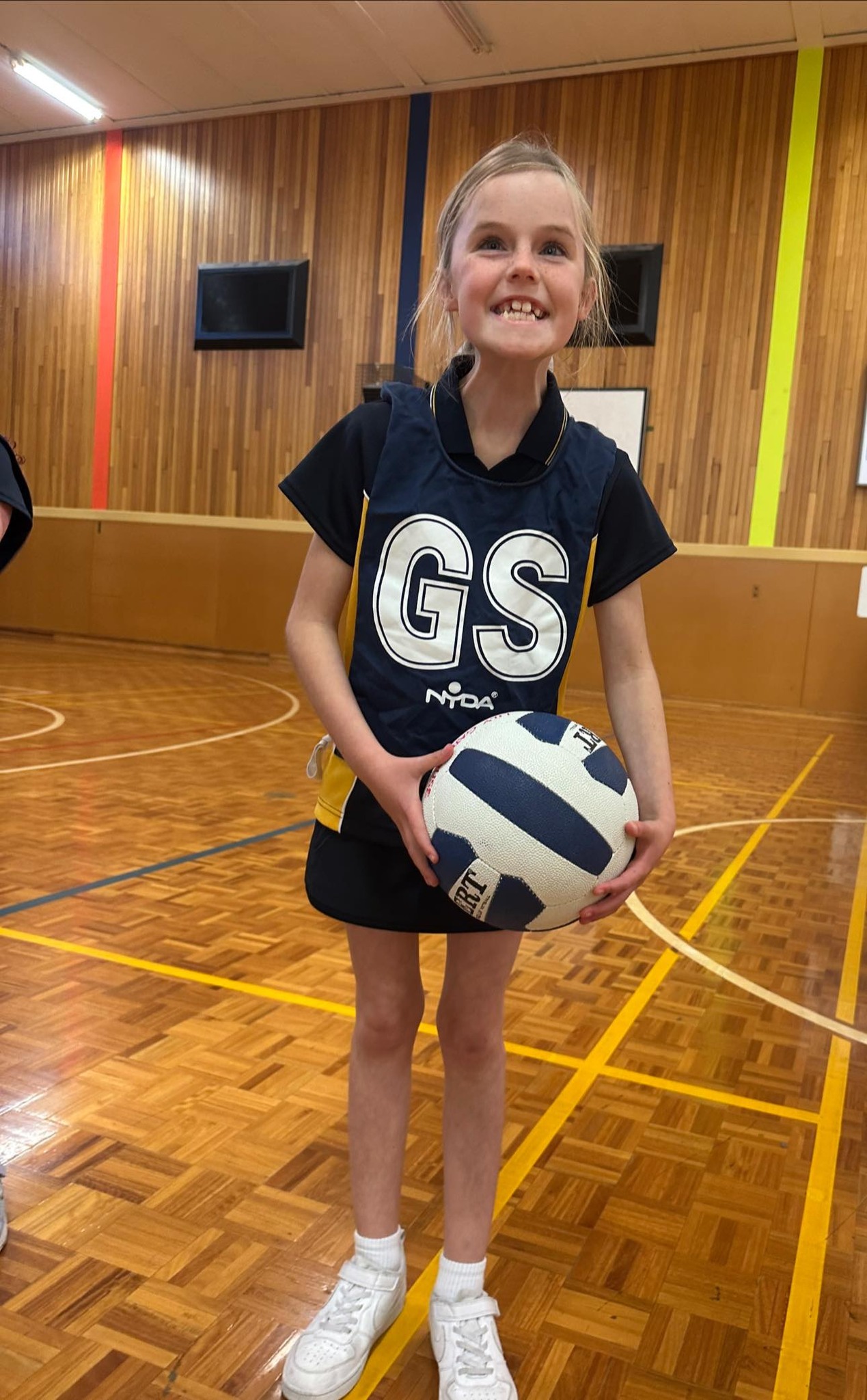 Life - This girl begged for a few weeks to join the school netball team ...