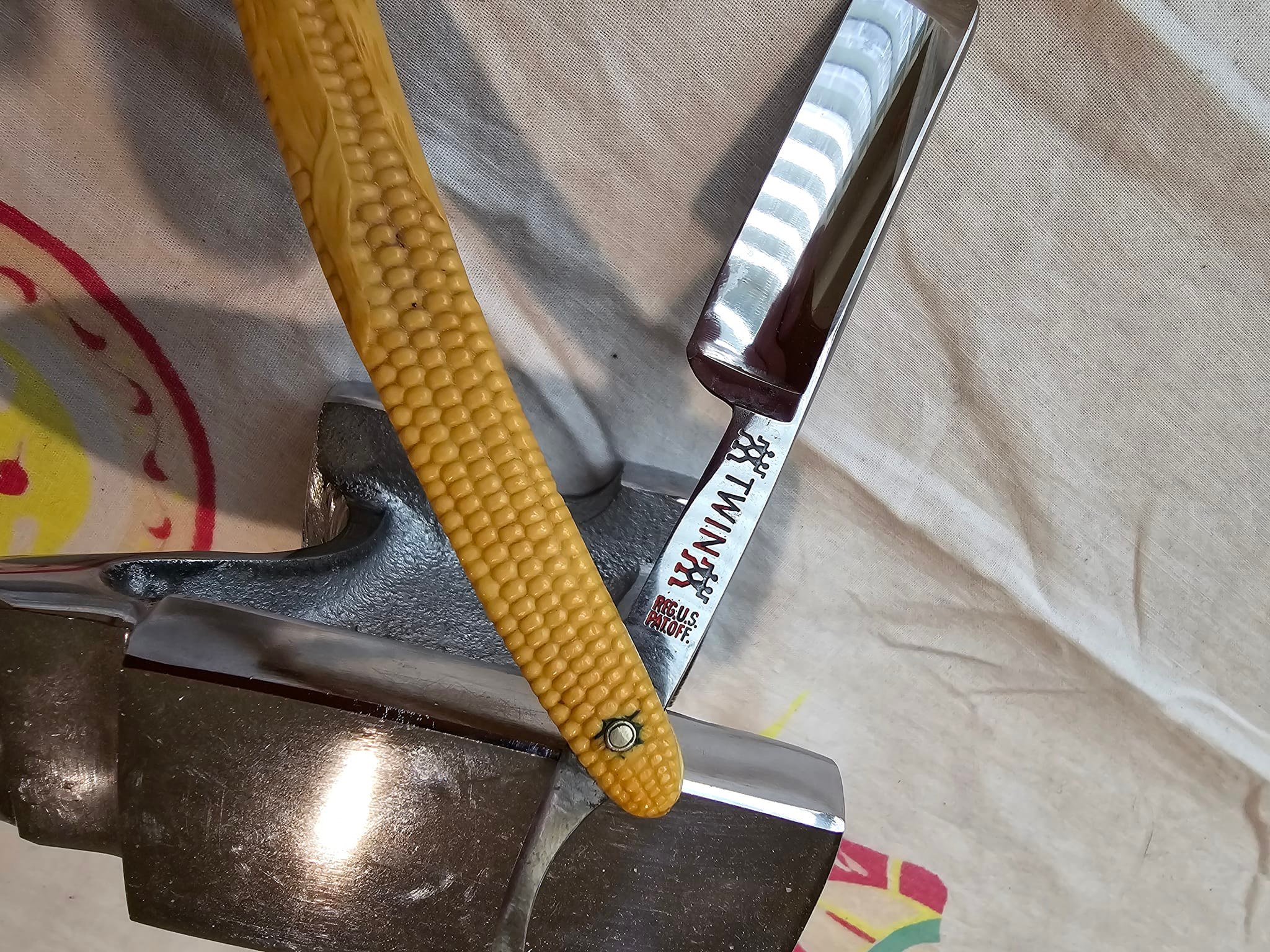 Snake River Razors