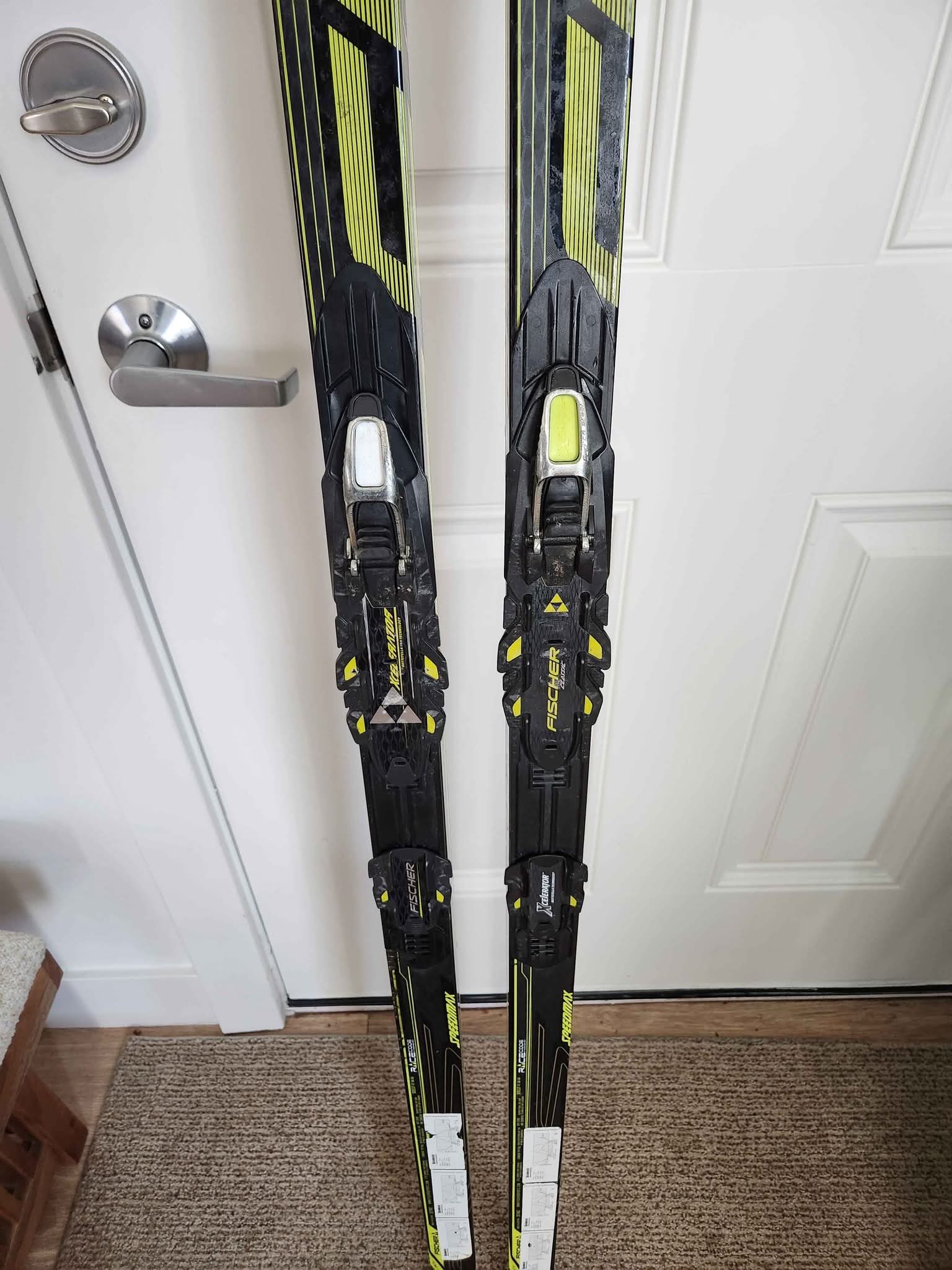 Fischer RCS Speedmax 207cm, in good condition, race binding 