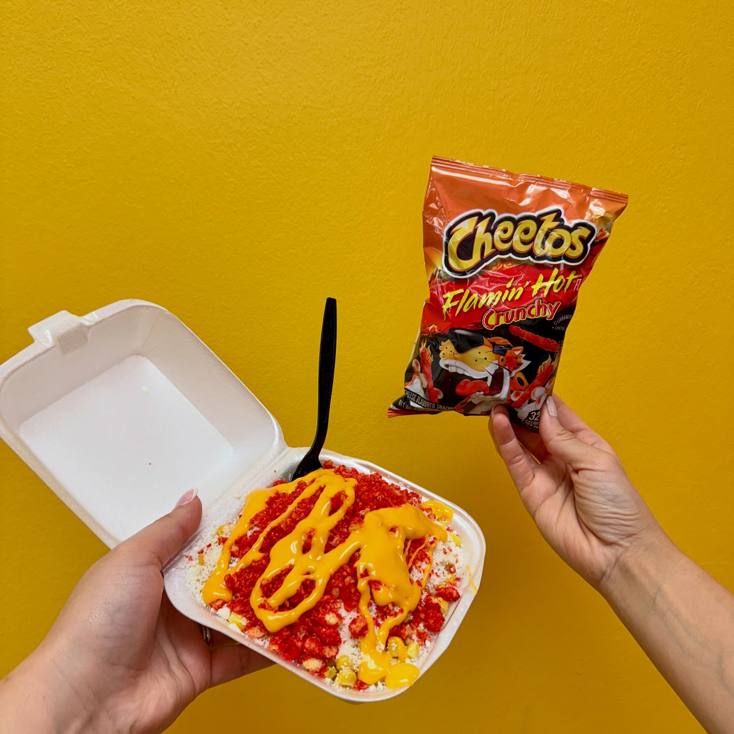 La Monarca - Para los Fans de los Hot Cheetos en su Elote 😮‍💨 | Facebook