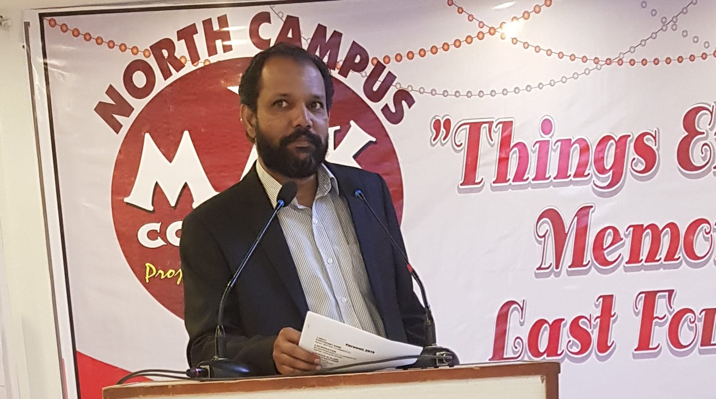 English with Sir Nawed Naqvi