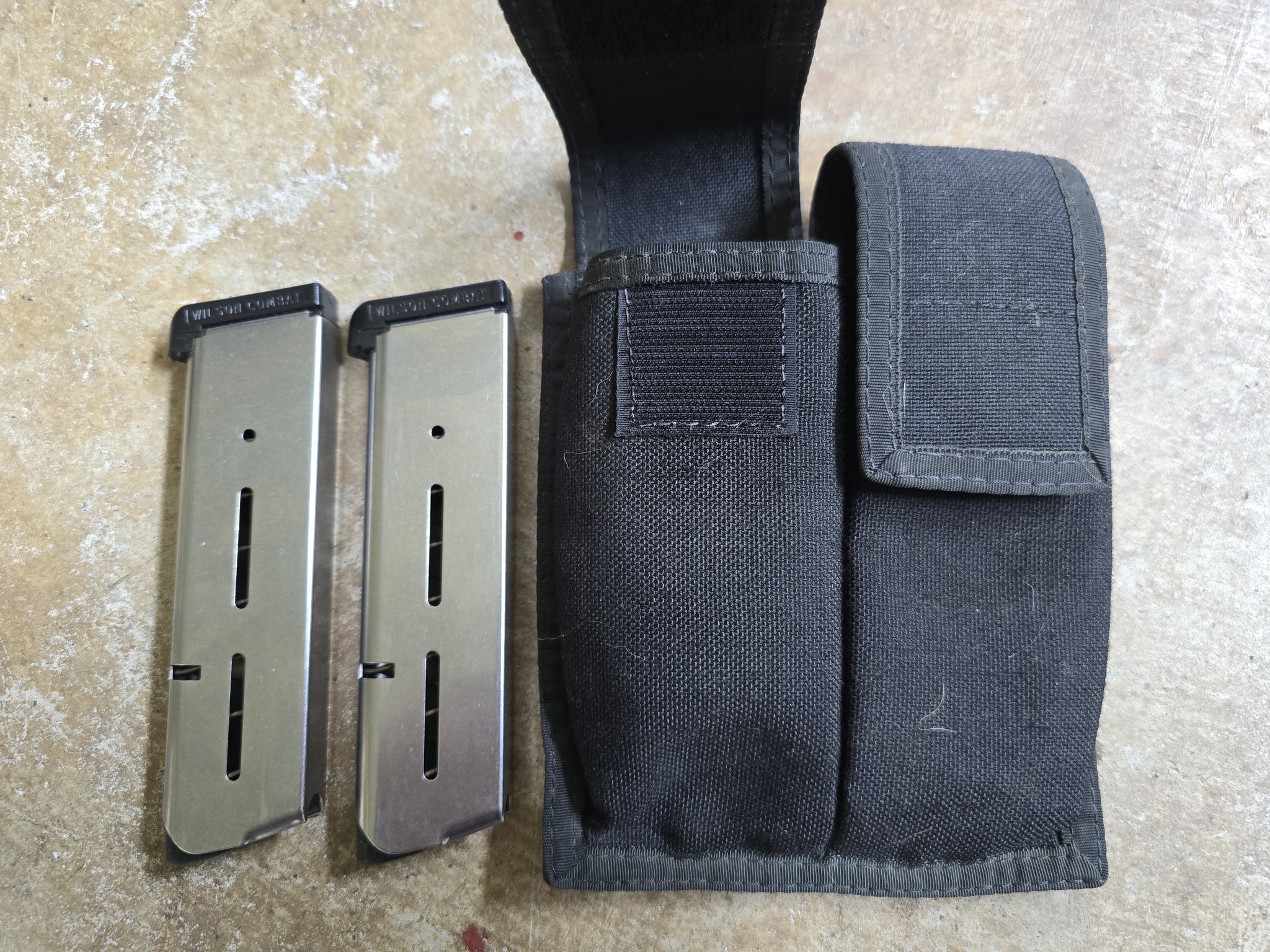 8-Pocket Adjustable Shoulder Magazine Pouch – Holds 9mm 30rd, .45, MP5, 34rd – GLMP9