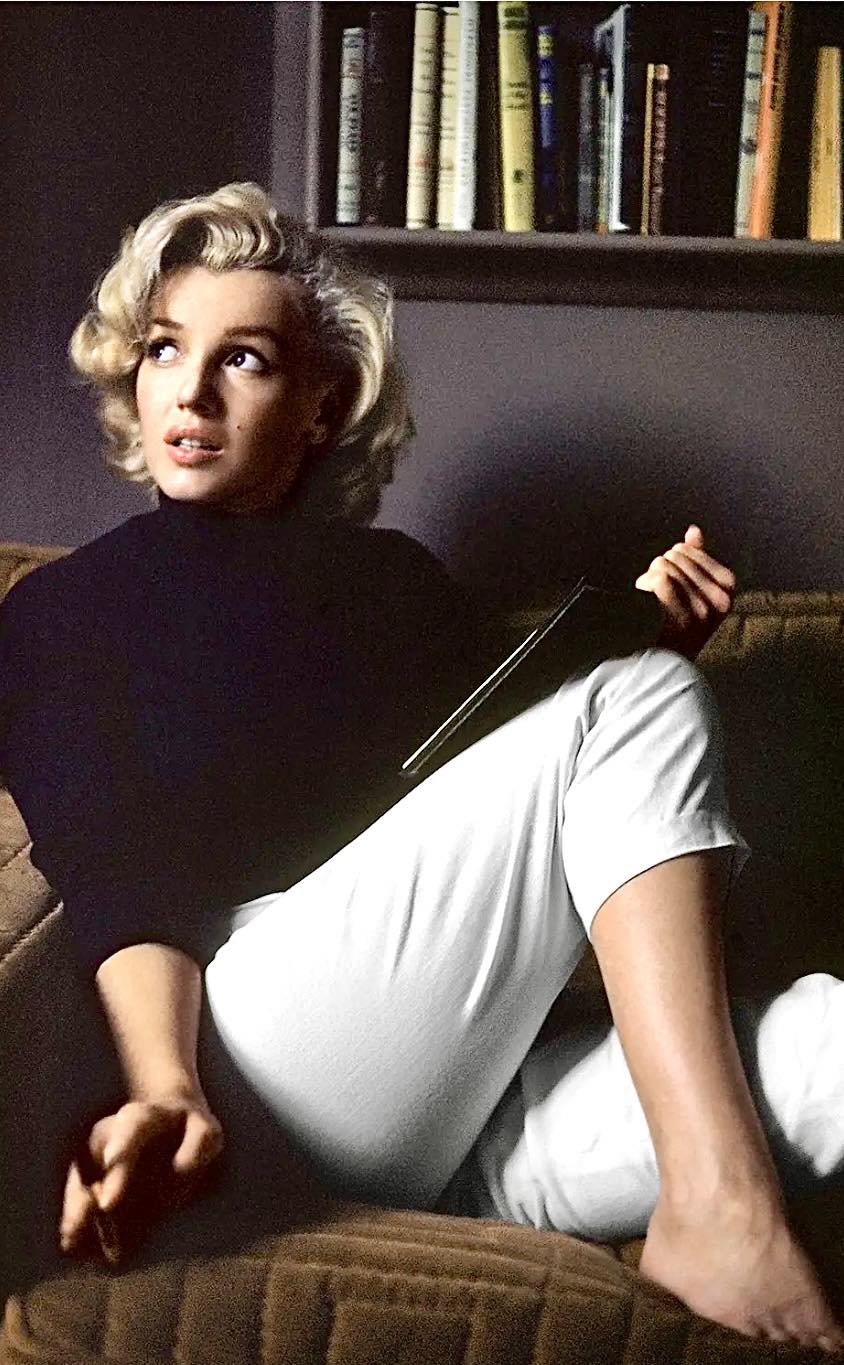 I love this photo of MM. Marilyn Monroe relaxing at home by Alfred