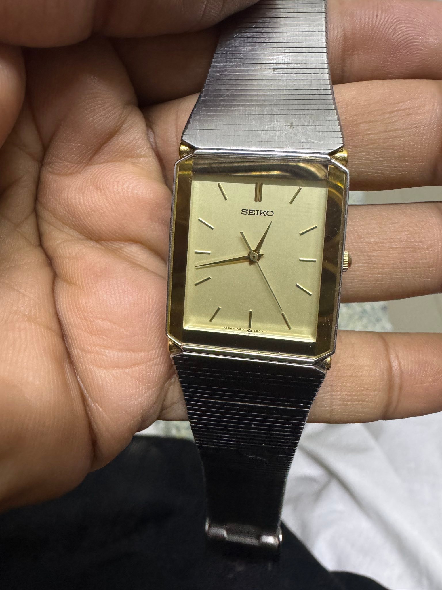 Seikø 5P31-5A80 Vintage Stainless Steel GP Mens. For more WhatsApp 