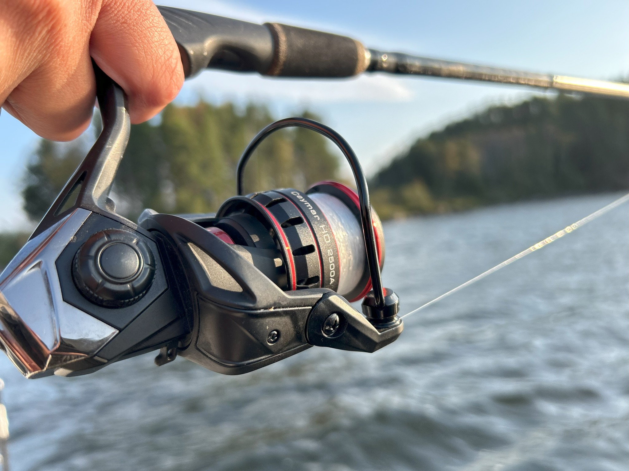 best saltwater spincast reel REEl:Spincast Fishing with 6+1 BB,CNC Body J50(Blue) a friction Trout Fishing Flies On backcountry Color:Pink Poison