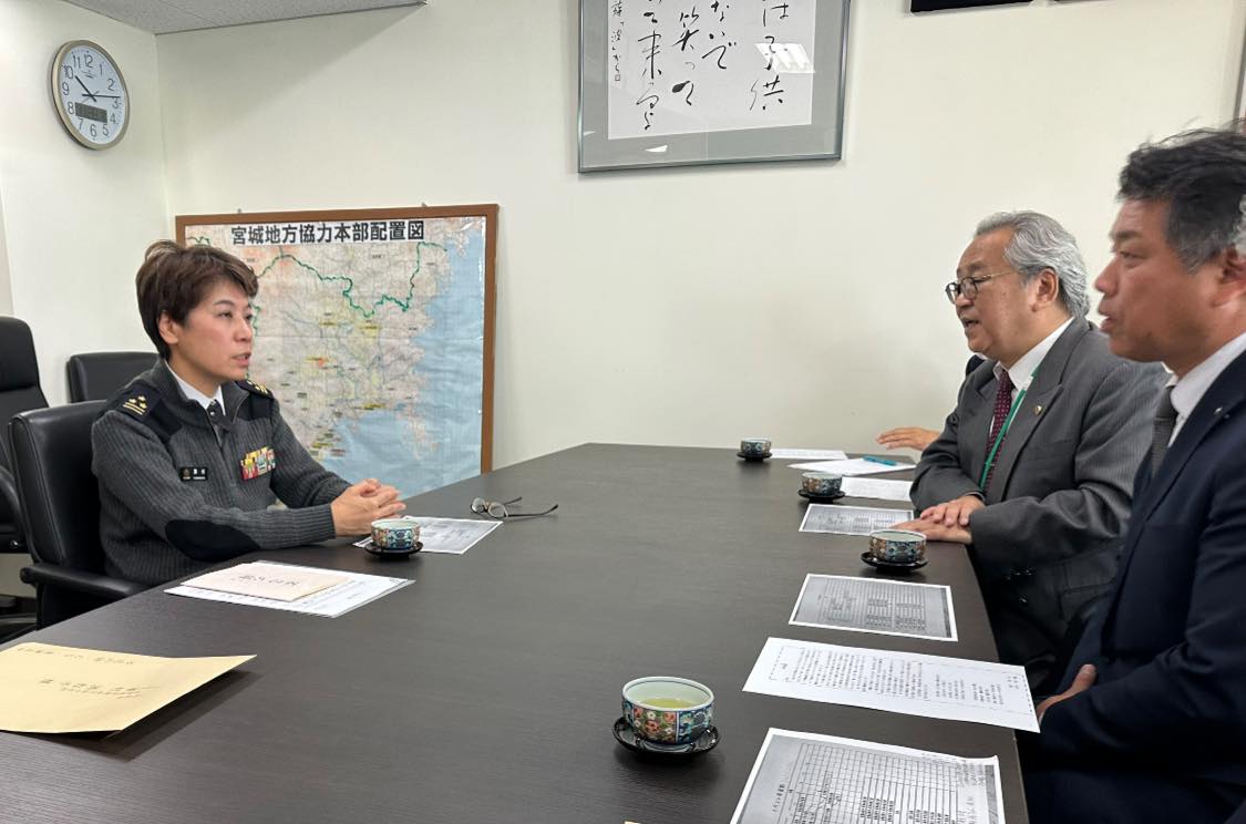自衛隊宮城地方協力本部澤村満称子（ｻﾜﾑﾗﾐﾅｺ）本部長にご相談とお願いに行きま... - 一般財団法人 不忘平和記念公園 | Facebook