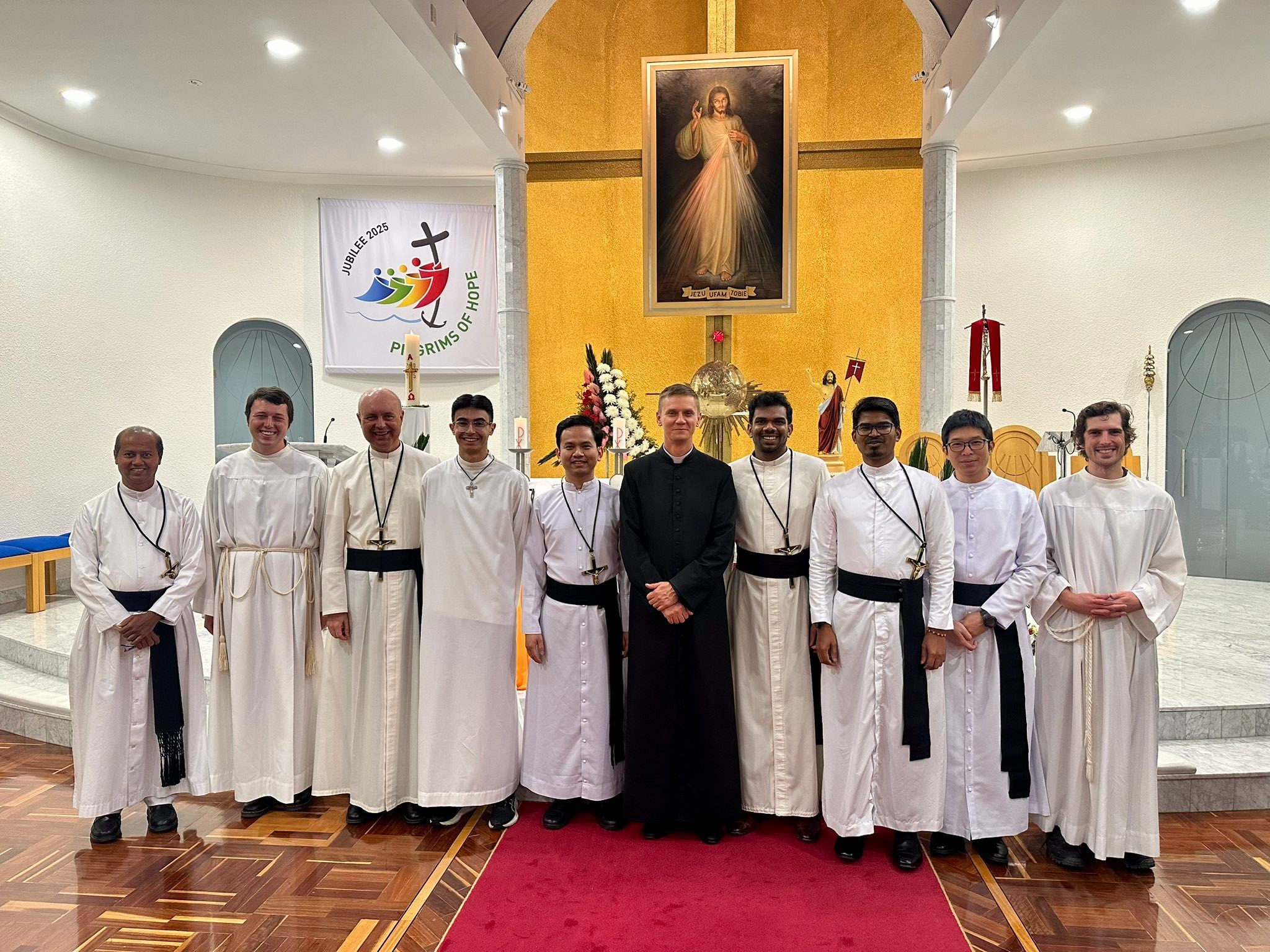 Divine Mercy Shrine... - Divine Mercy Shrine Keysborough