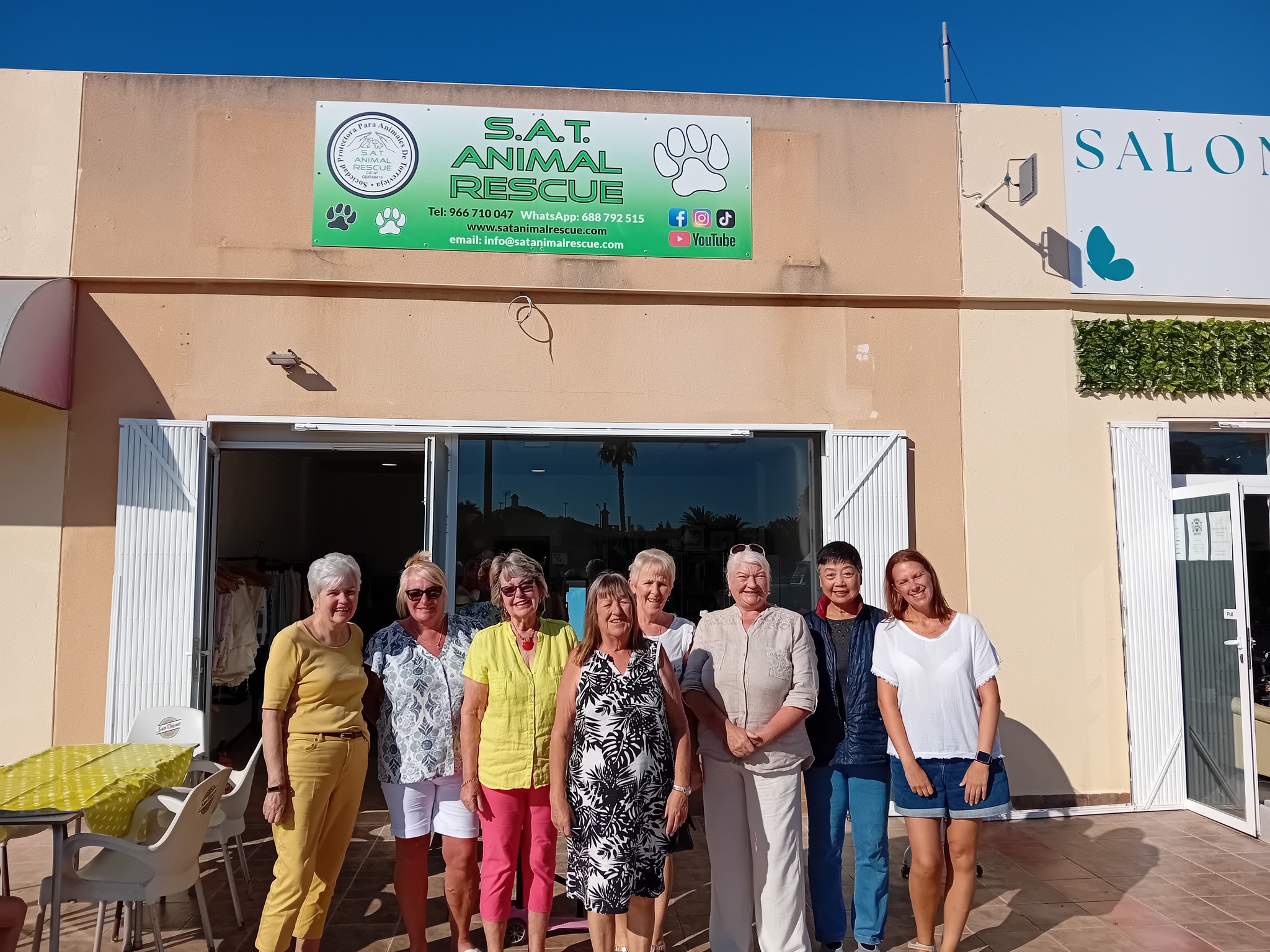 Sat animal rescue shop San Luis | Torrevieja
