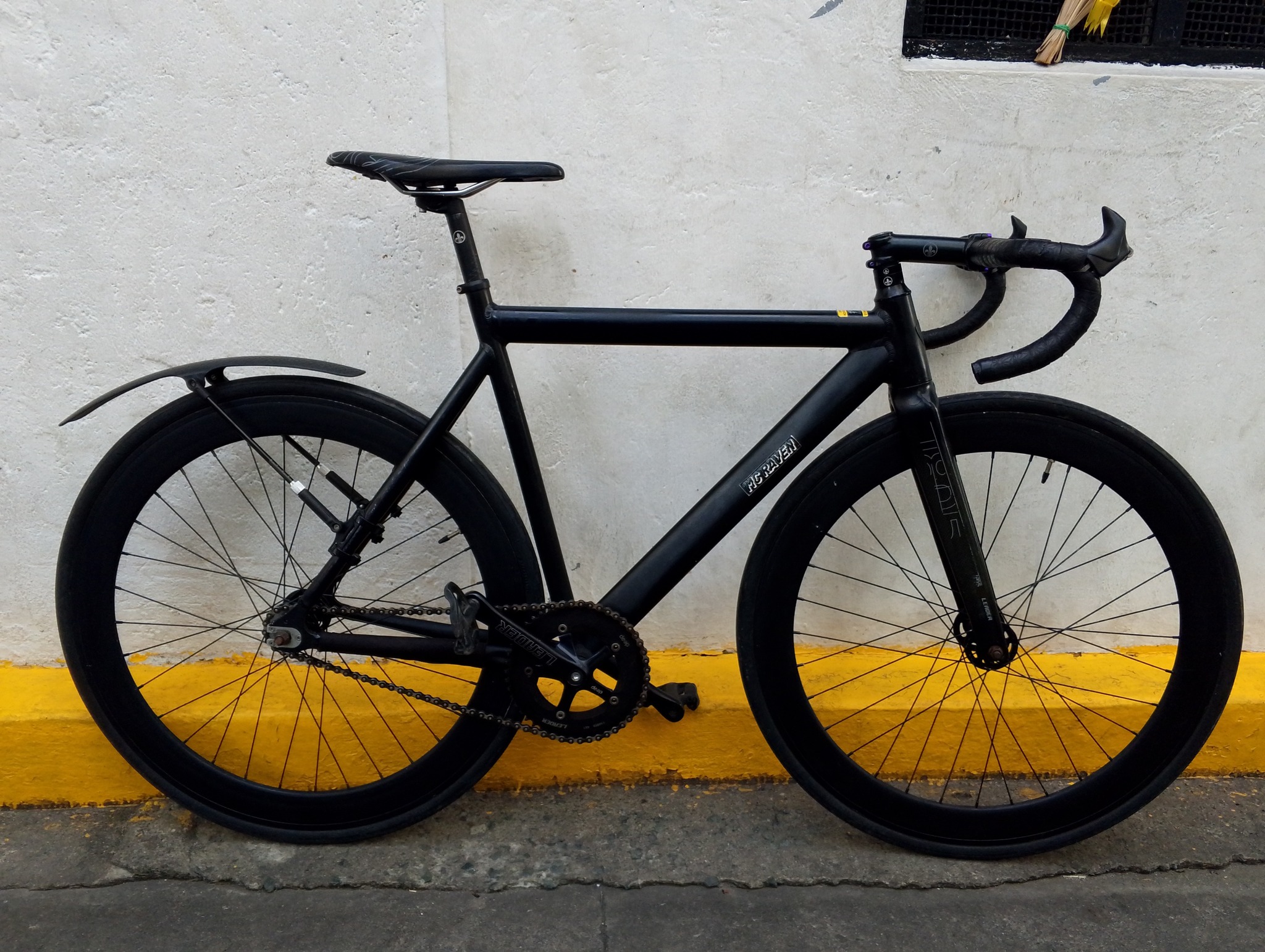 For sale: Leader 721 fixie bike in Manila