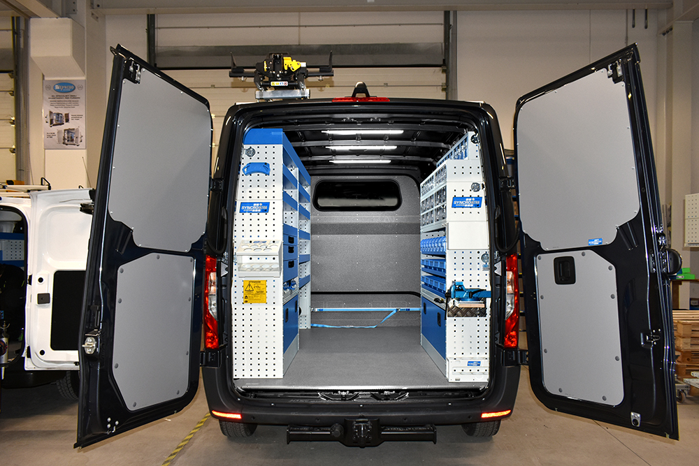 🚛 Un allestimento per... - Syncro System Allestimenti Furgoni | Facebook