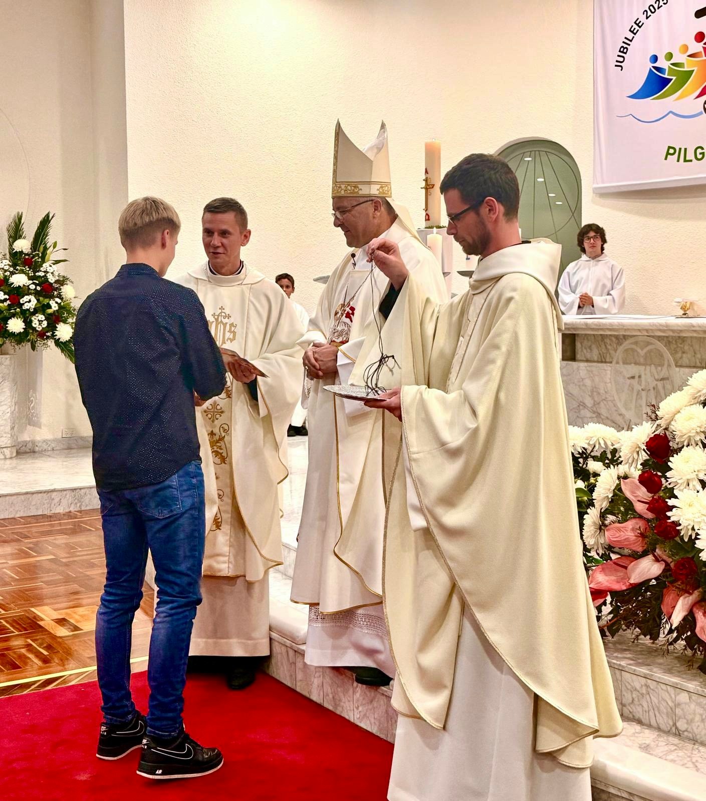 Divine Mercy Shrine... - Divine Mercy Shrine Keysborough