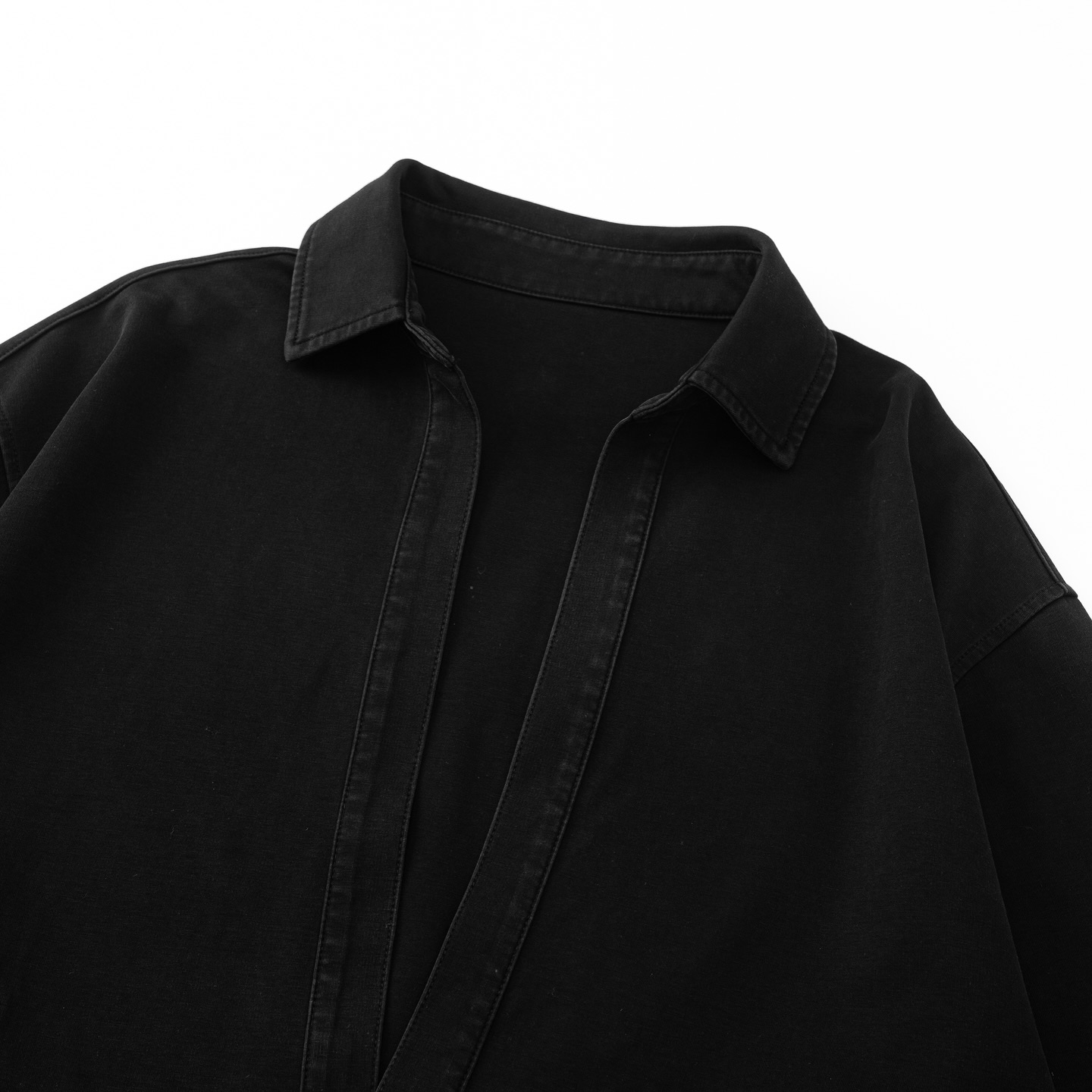 BTMK DOWN JACKET draping DW888 クリーンな印象の素材を厳選した 