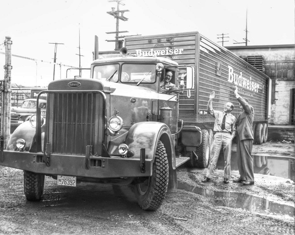 Pretty Sweet Budweiser delivery truck from Peoria,IL Photo by