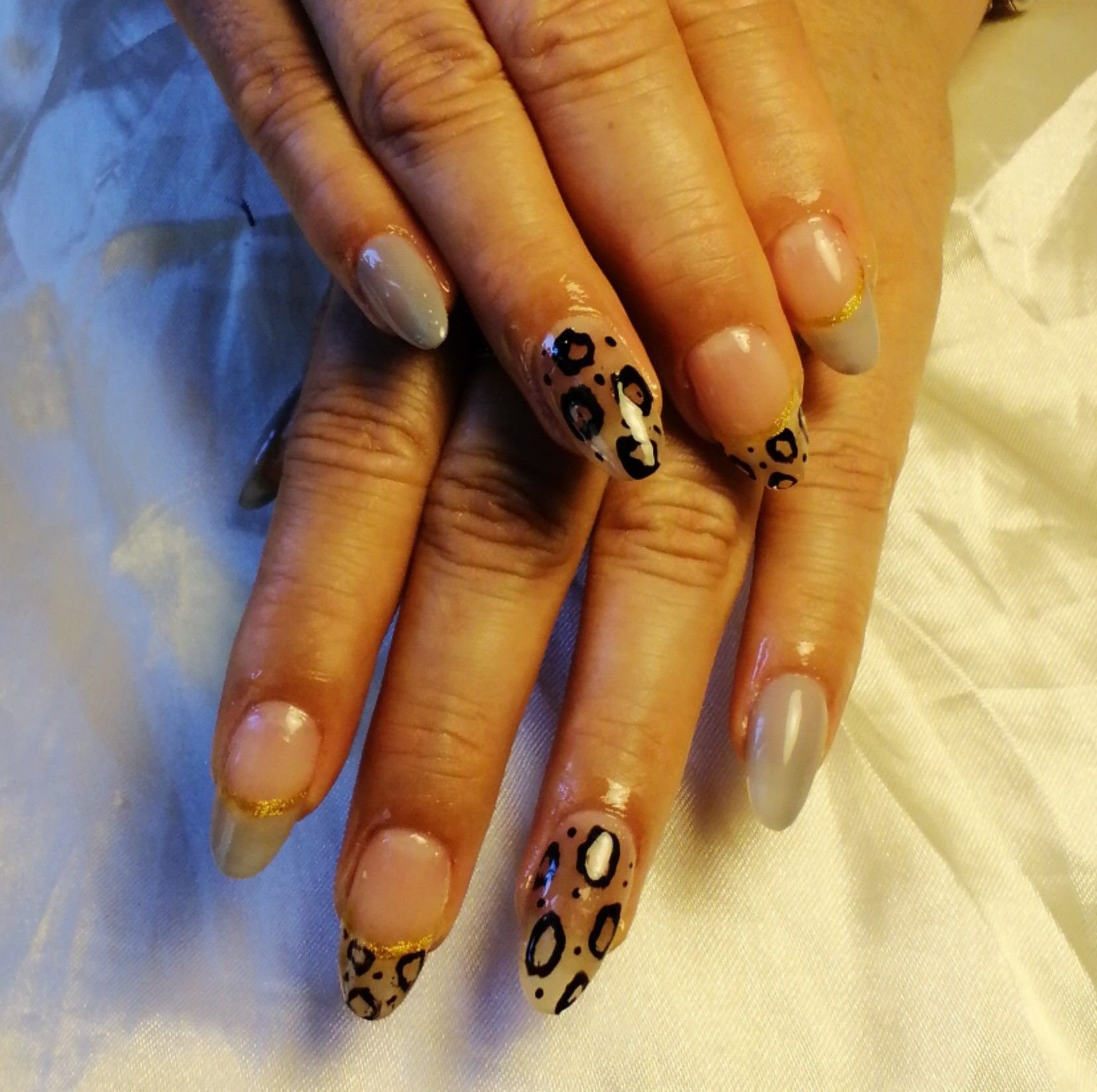 👻 ️🕷💅🥰 Una de tu manicurista 👻 ️ | Mariana Gallegos