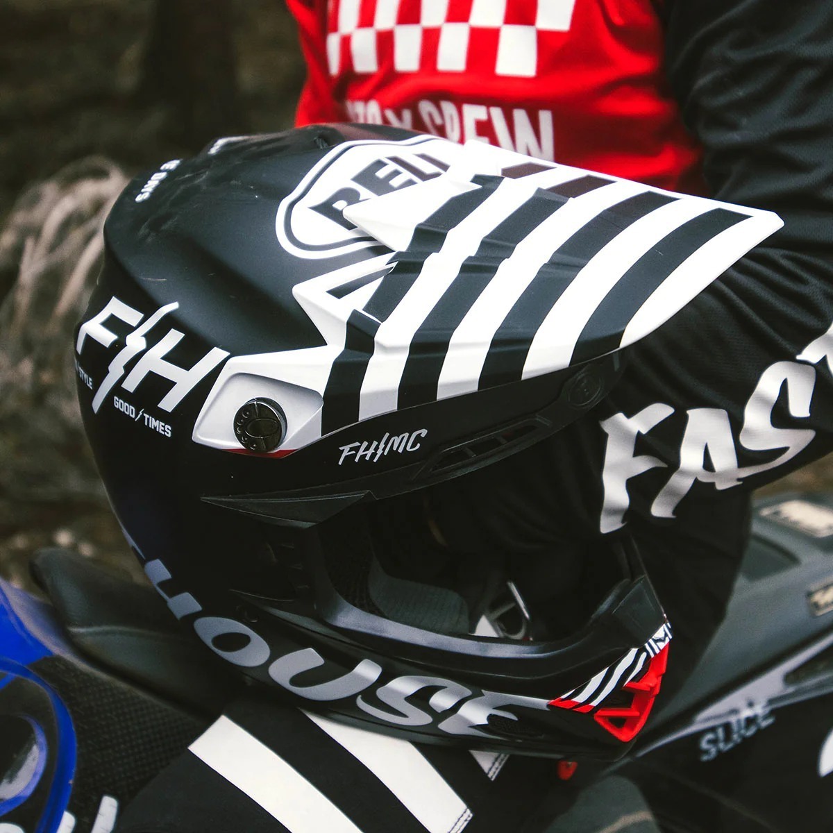 fabio quartararo scorpion helmet EXO-R1 Air (Fabio Monster Replica) Colour Yellow Color:Tarmac Black/Acid Mint/Acid Pink Hunter X Hunter Chibi