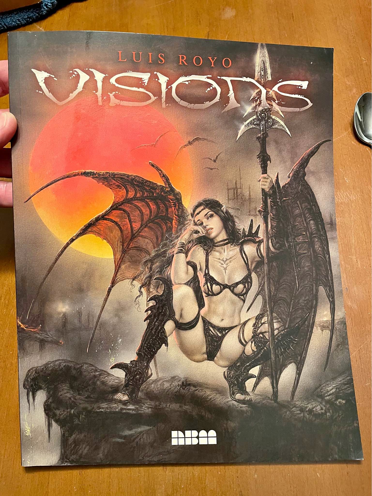 Visions by Luis Royo - Fantasy Art Book - Books - San Carlos 