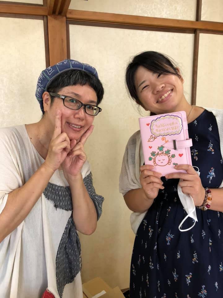 今日は若くて可愛いももファミさんが3名誕生しました 中国茶カフェ レンタルギャラリー 草花咲咲 Facebook
