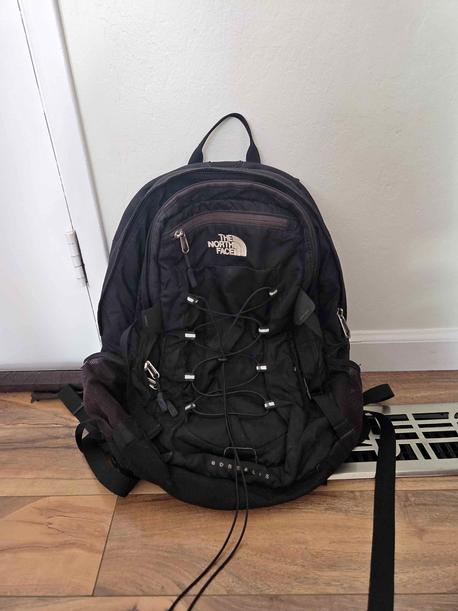 north face backpack pickup The Recon TNF Navy/ TNF Black the North Face Recon features a redesigned suspension system for all New and used North-face-backpack-mark for